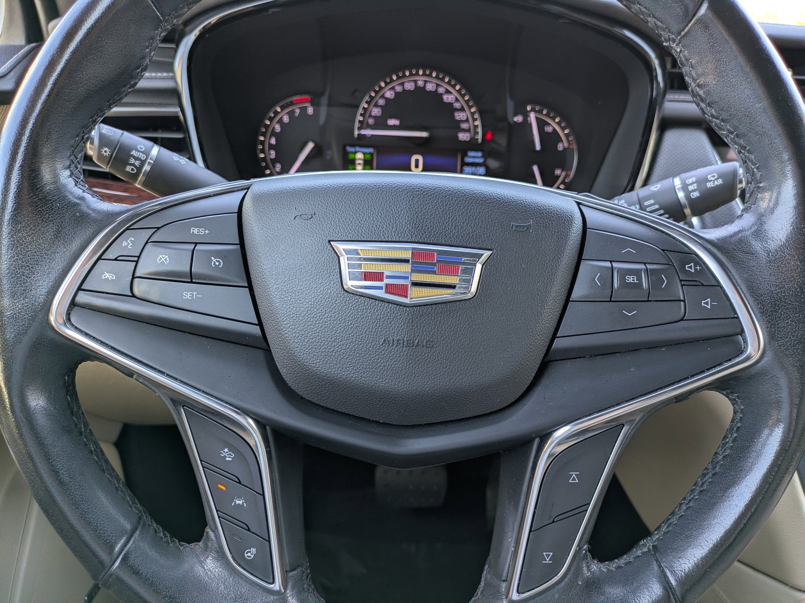 2019 Cadillac XT5 Luxury FWD