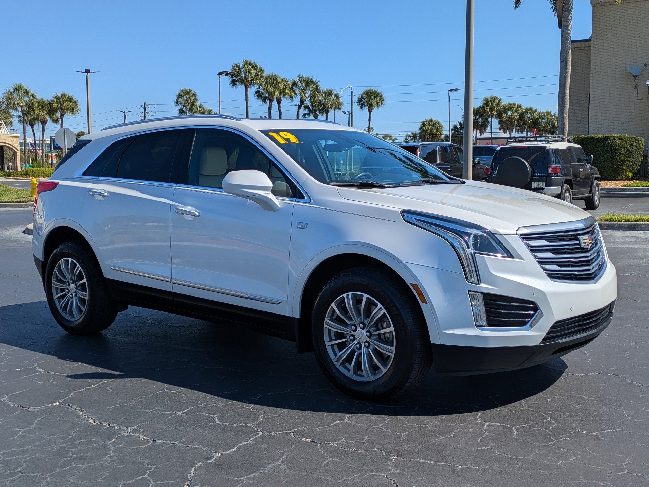 2019 Cadillac XT5 Luxury FWD
