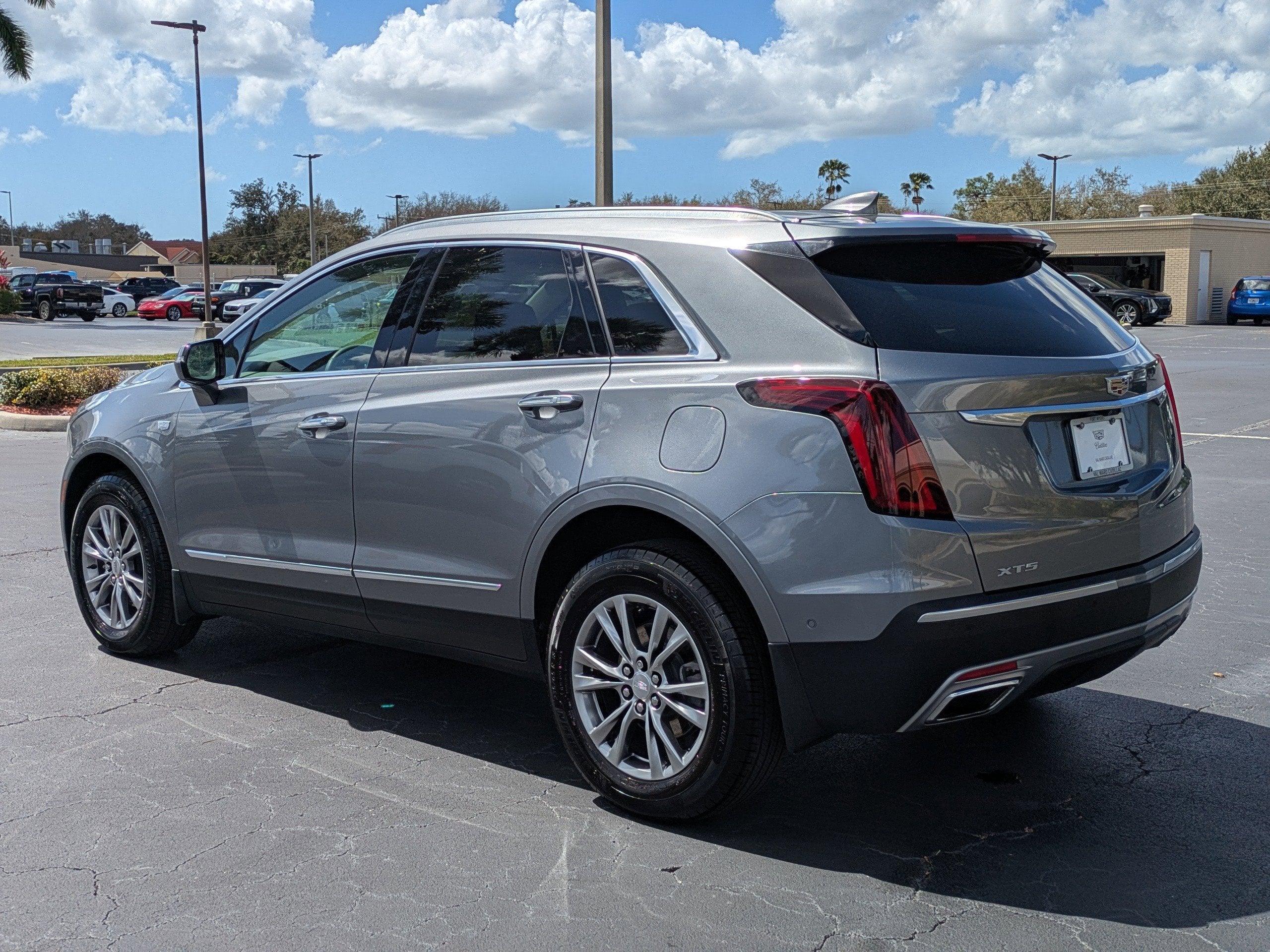 2021 Cadillac XT5 FWD Premium Luxury