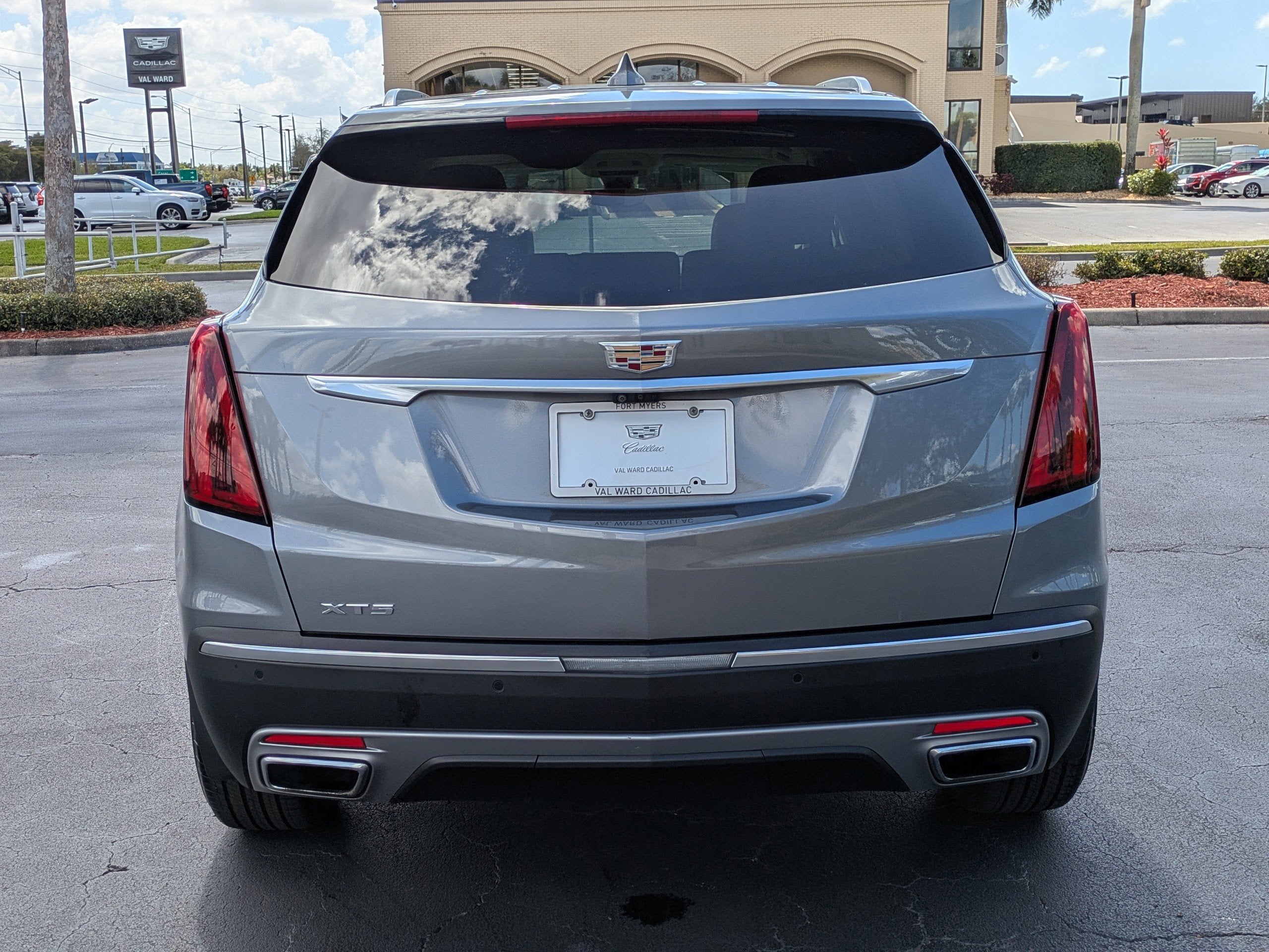 2021 Cadillac XT5 FWD Premium Luxury