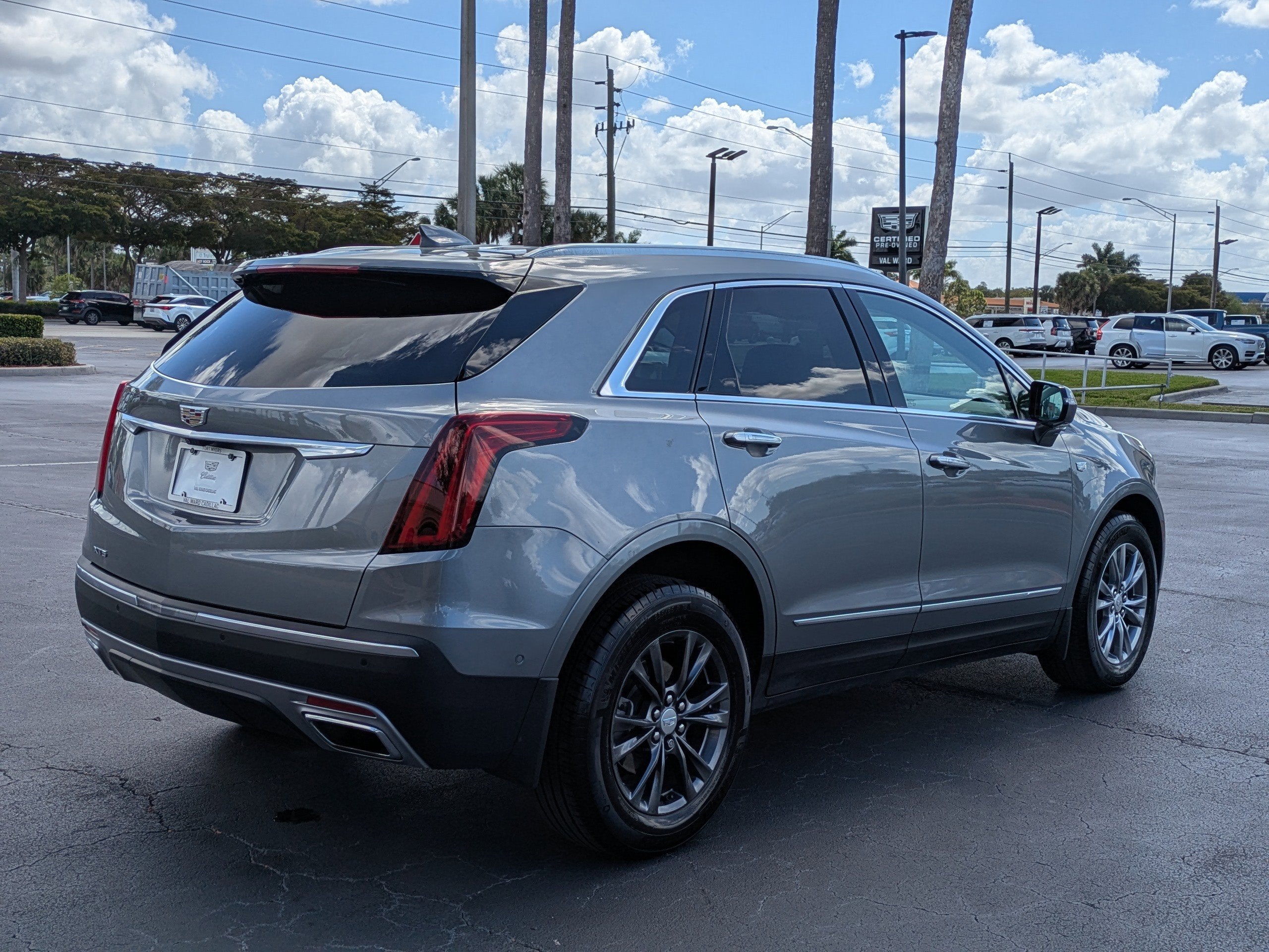 2021 Cadillac XT5 FWD Premium Luxury