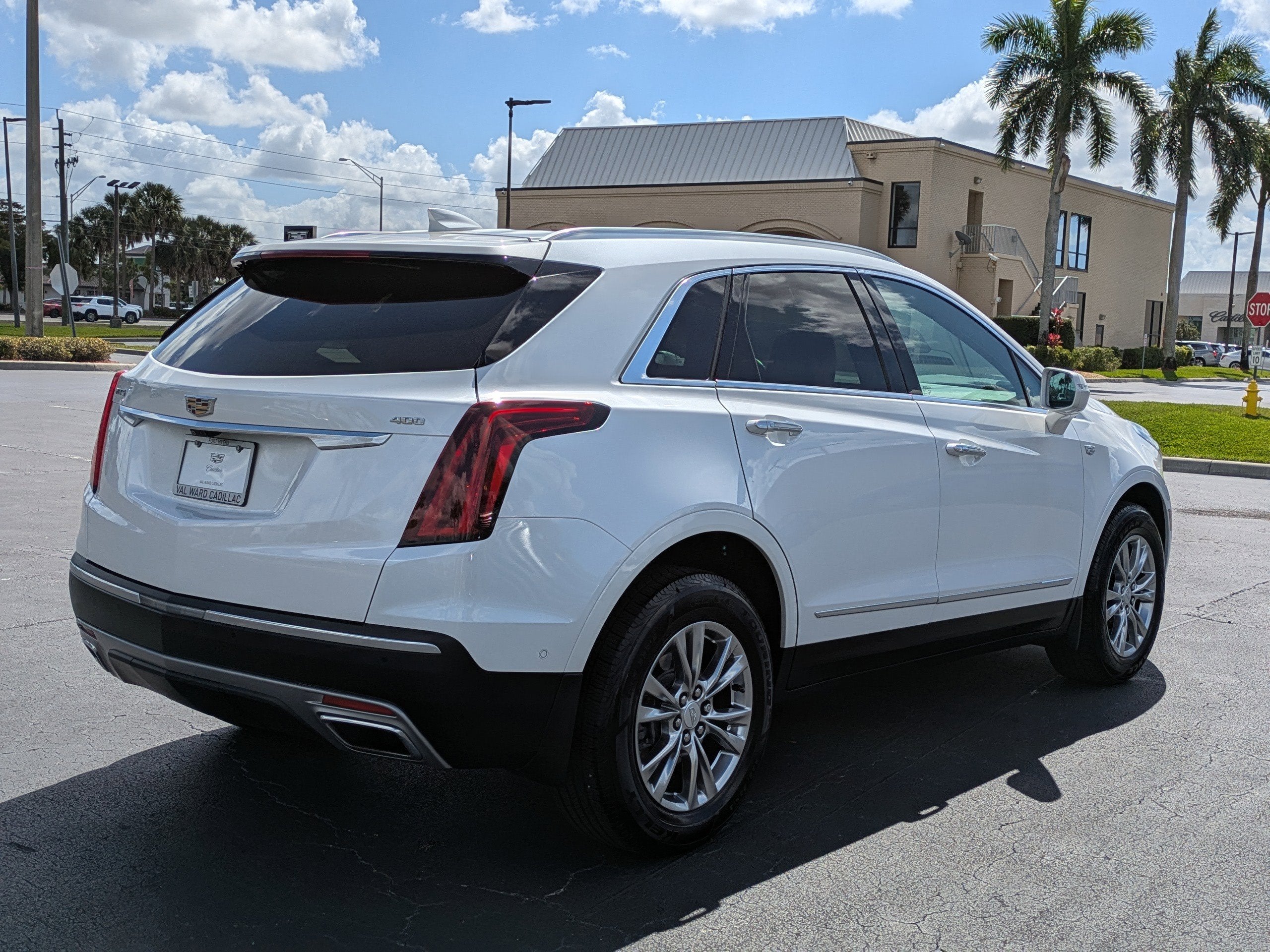 2020 Cadillac XT5 Premium Luxury FWD