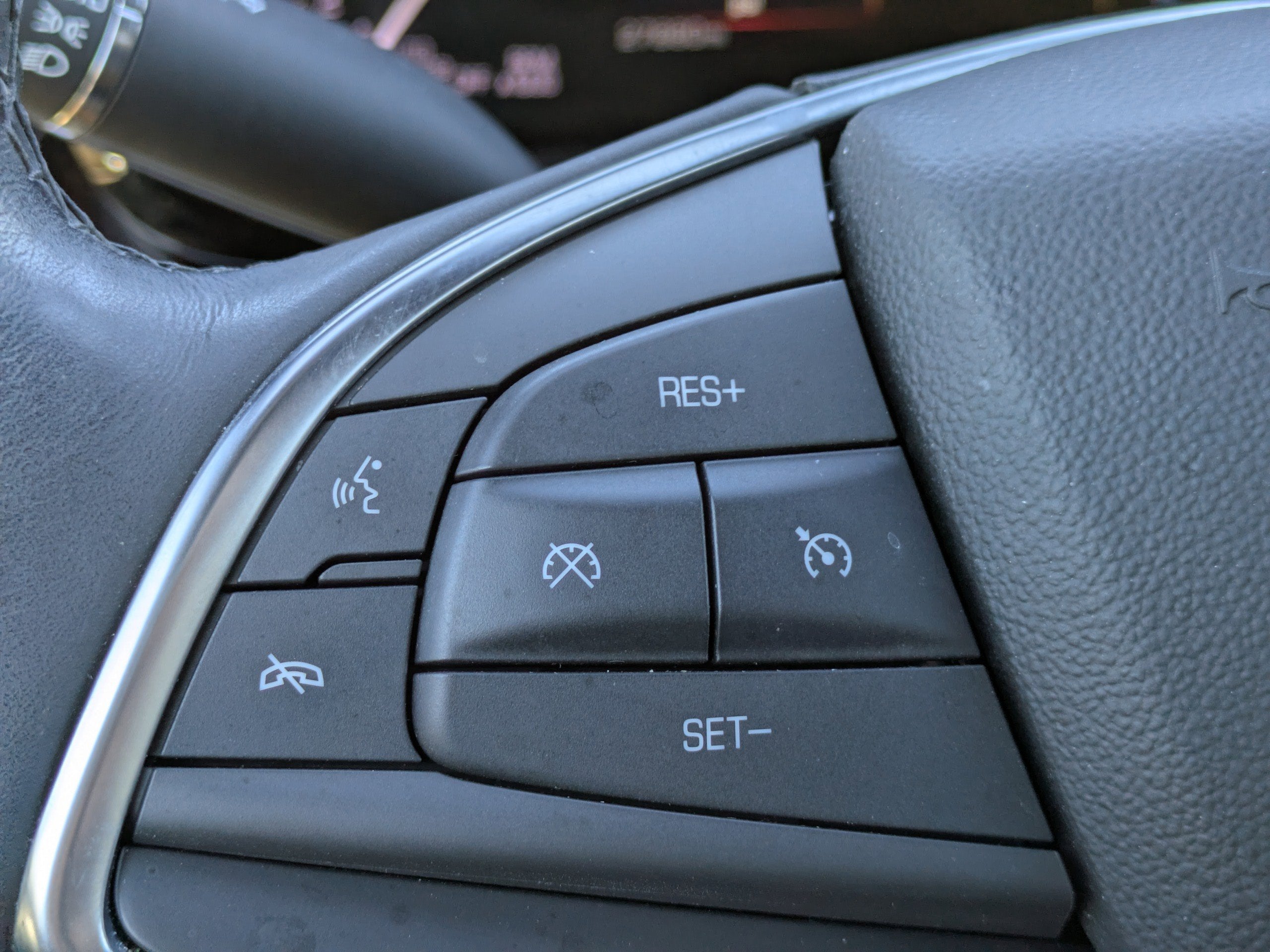 2018 Cadillac XT5 Luxury FWD