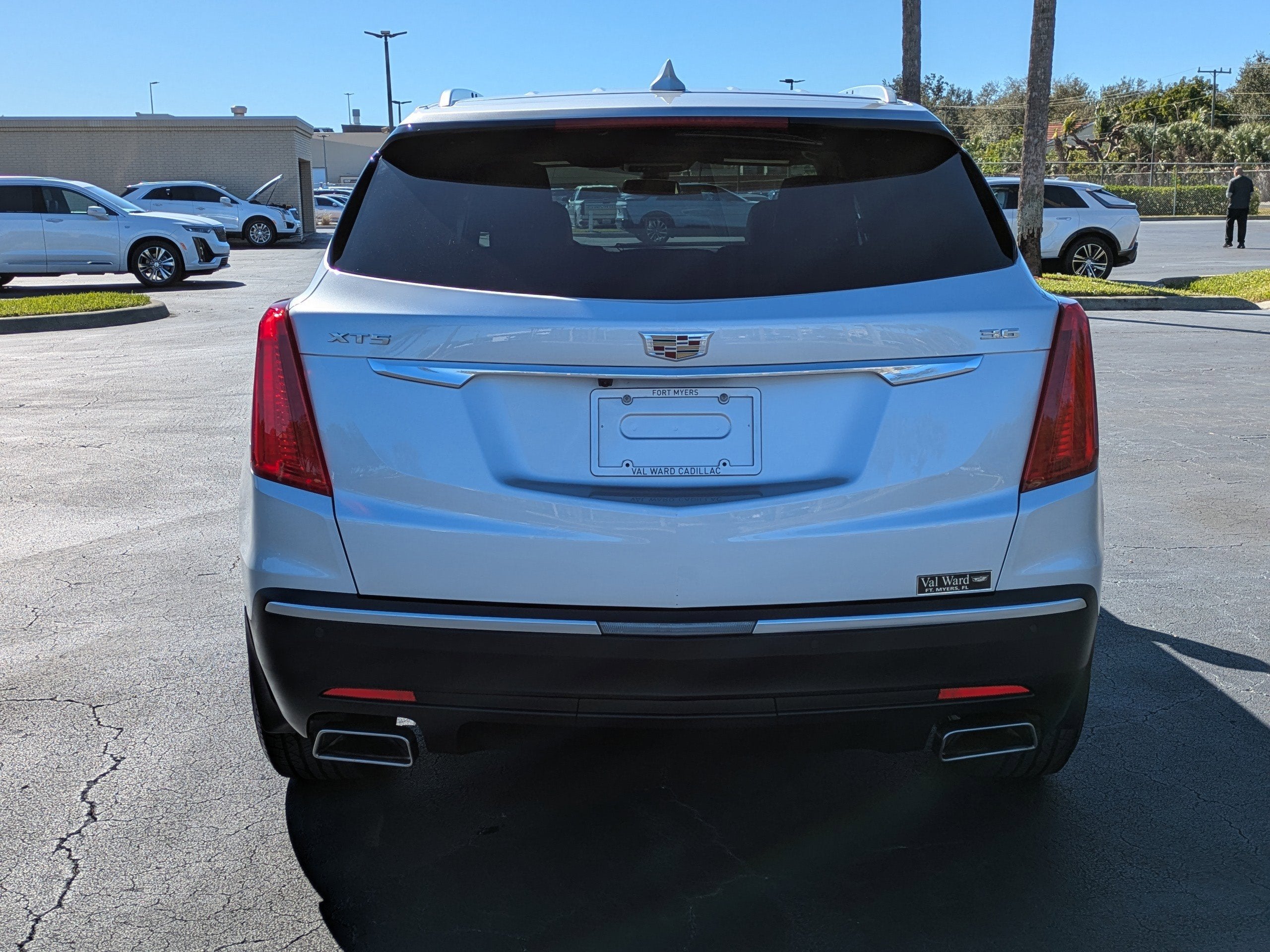 2018 Cadillac XT5 Luxury FWD