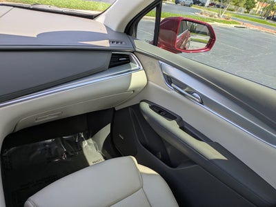 2019 Cadillac XT5 Luxury FWD