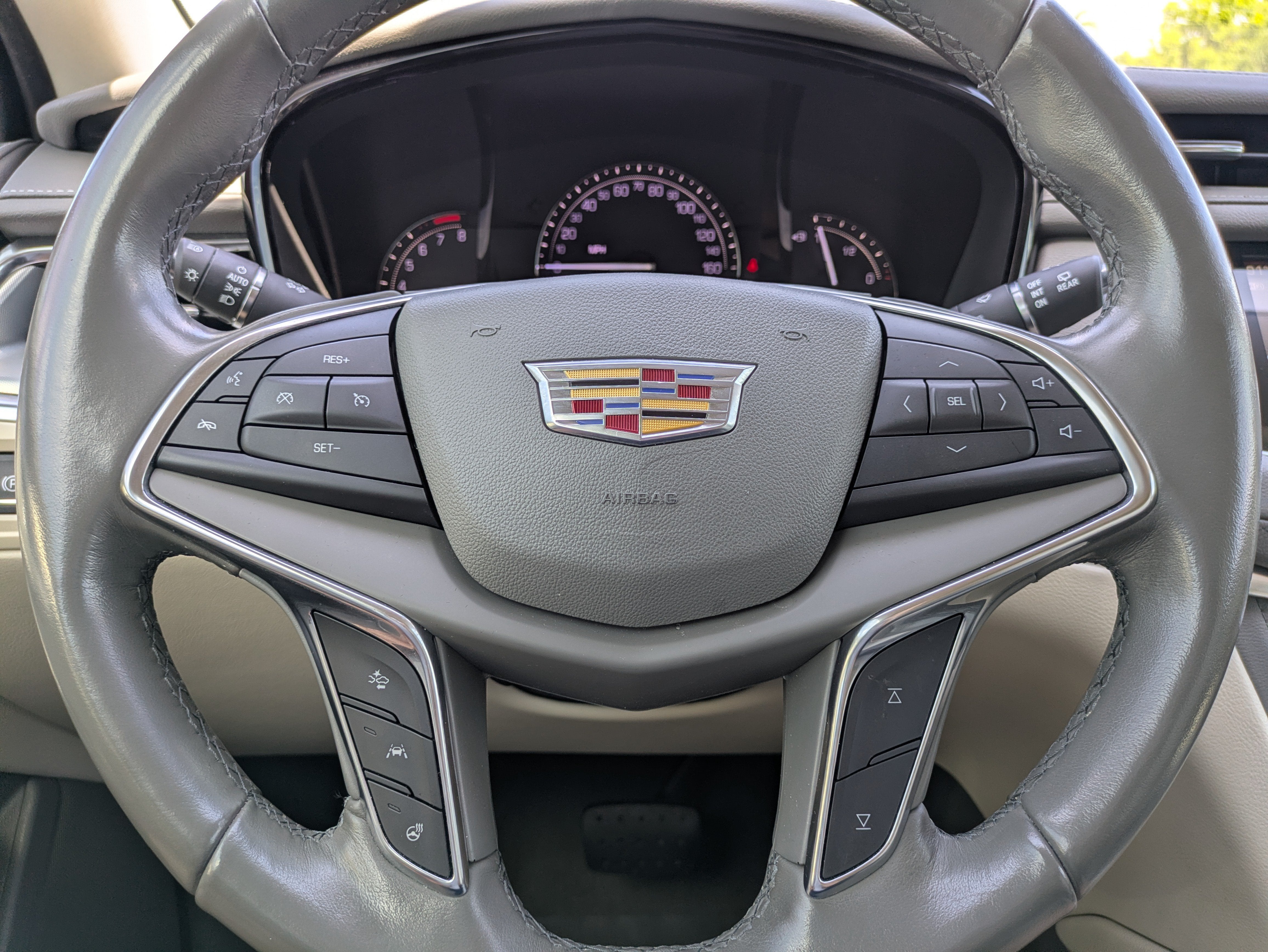 2019 Cadillac XT5 Luxury FWD
