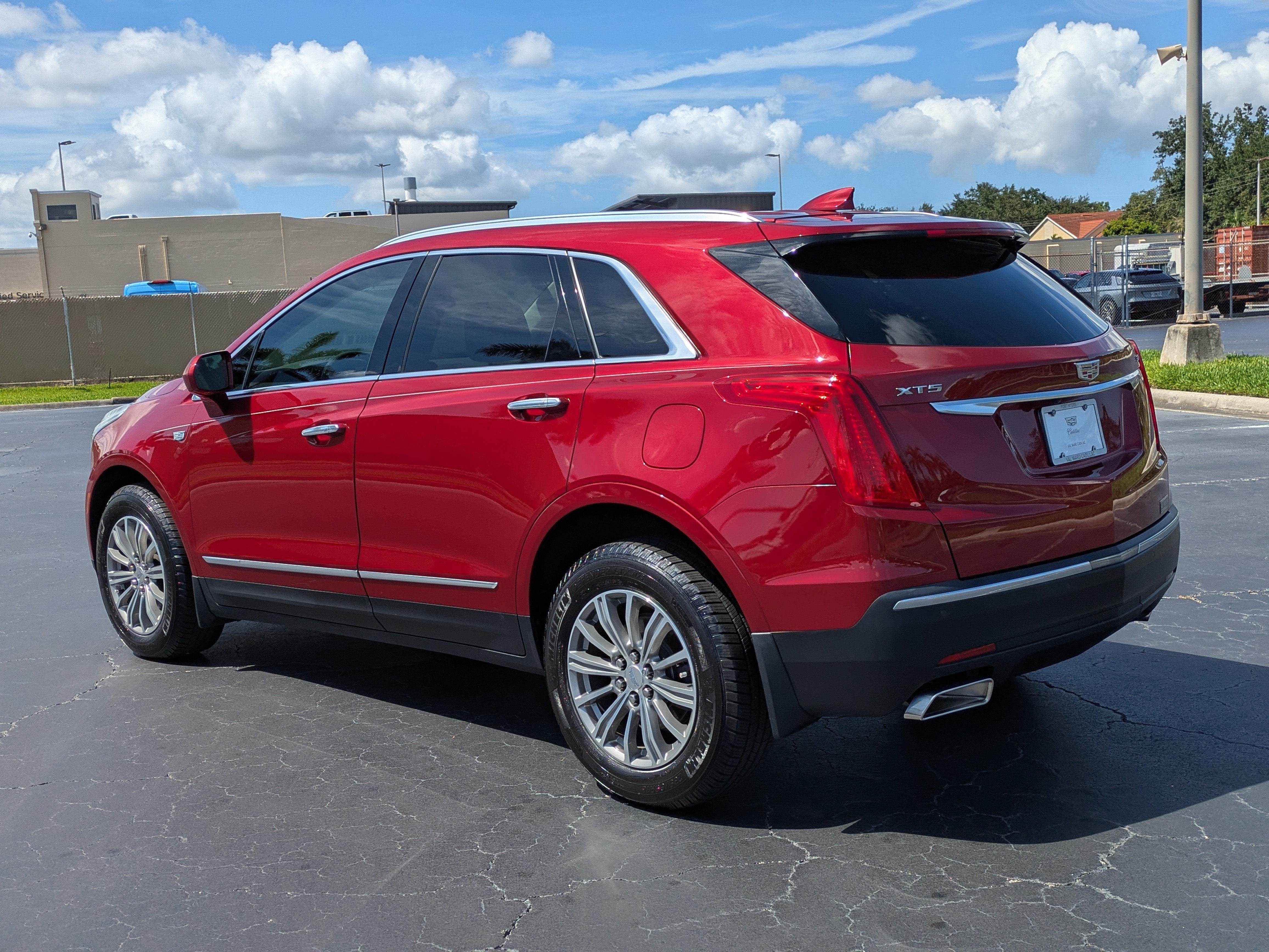 2019 Cadillac XT5 Luxury FWD
