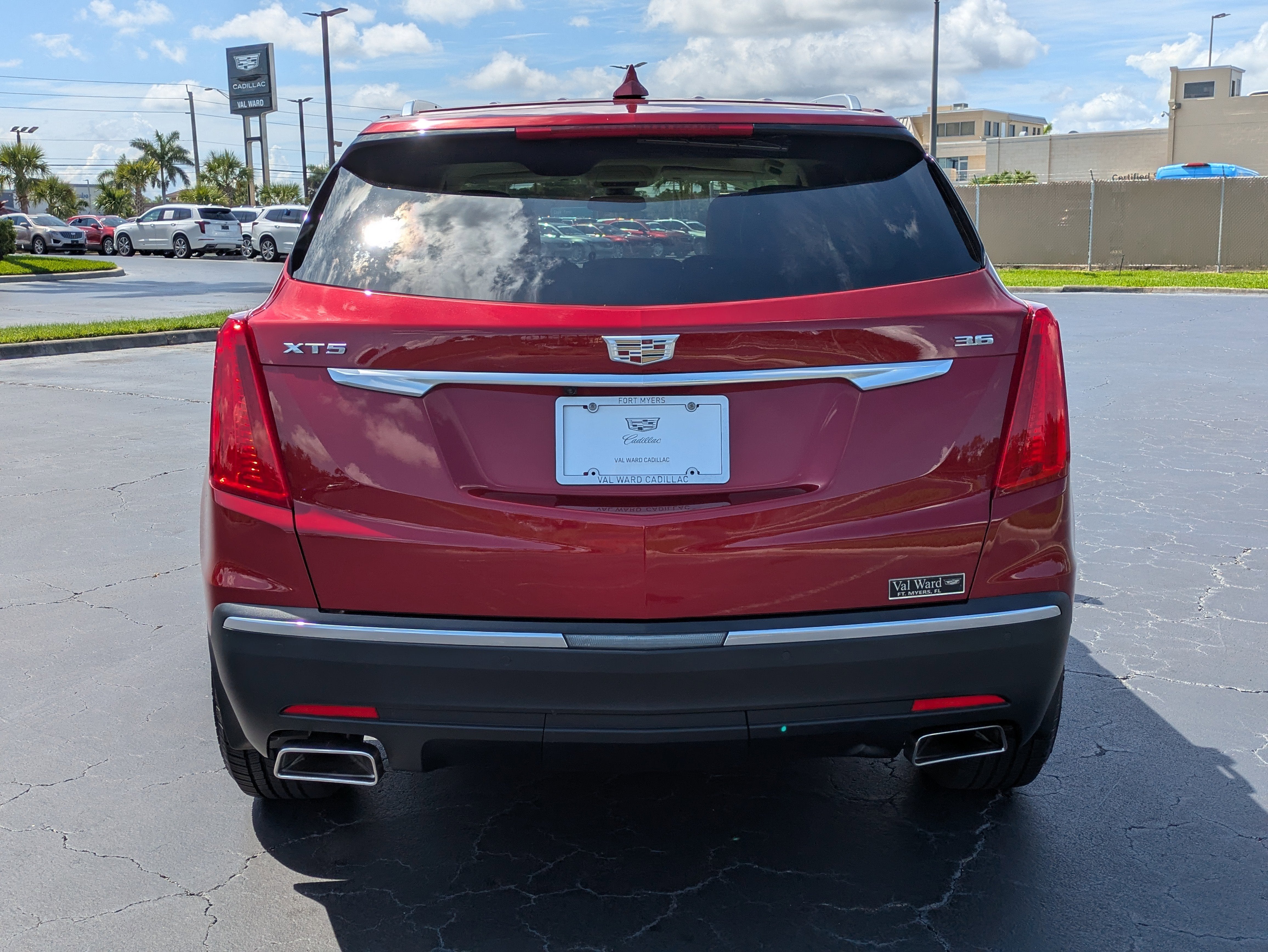 2019 Cadillac XT5 Luxury FWD