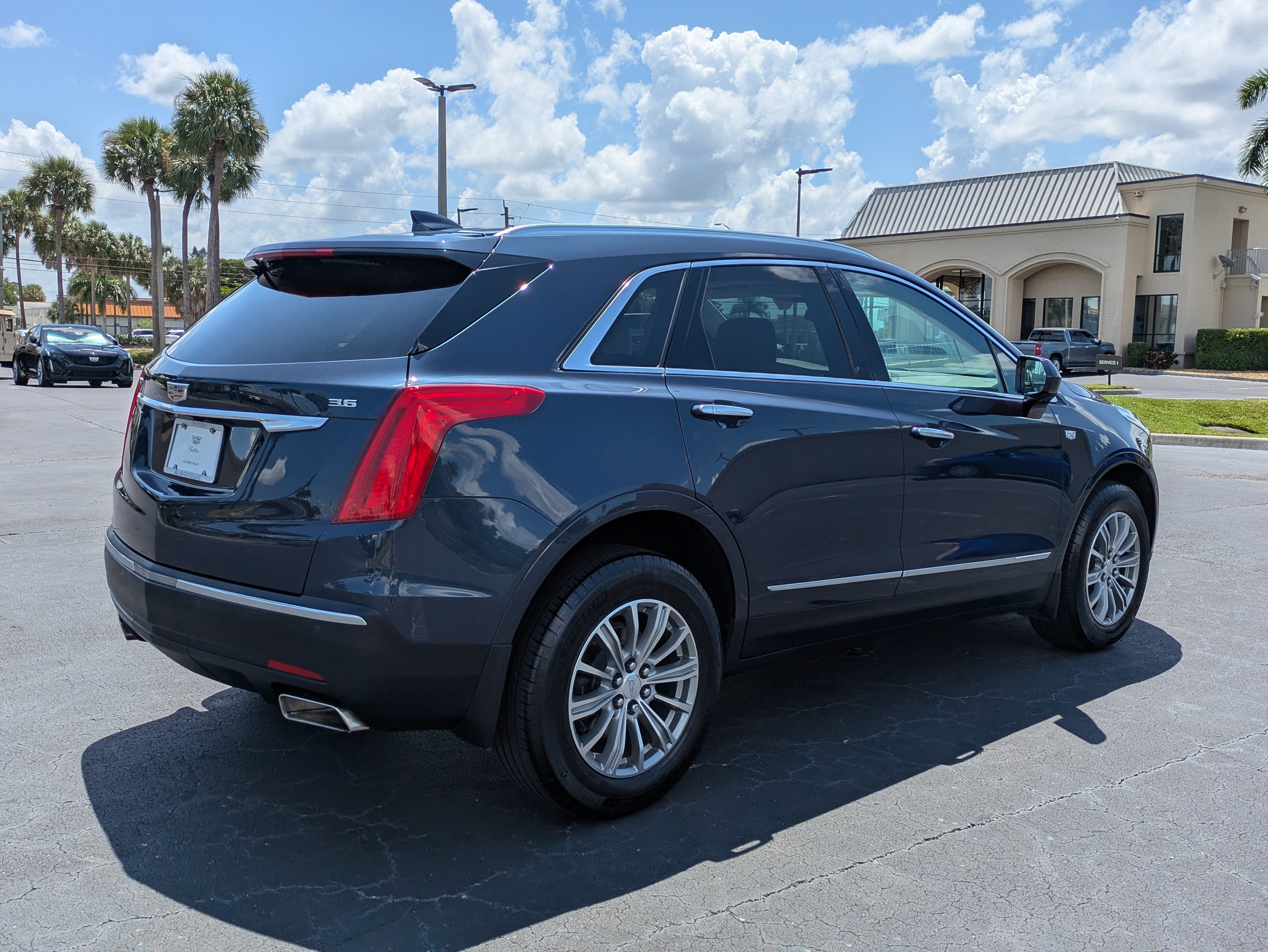2019 Cadillac XT5 Luxury FWD