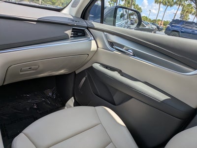 2021 Cadillac XT5 FWD Premium Luxury