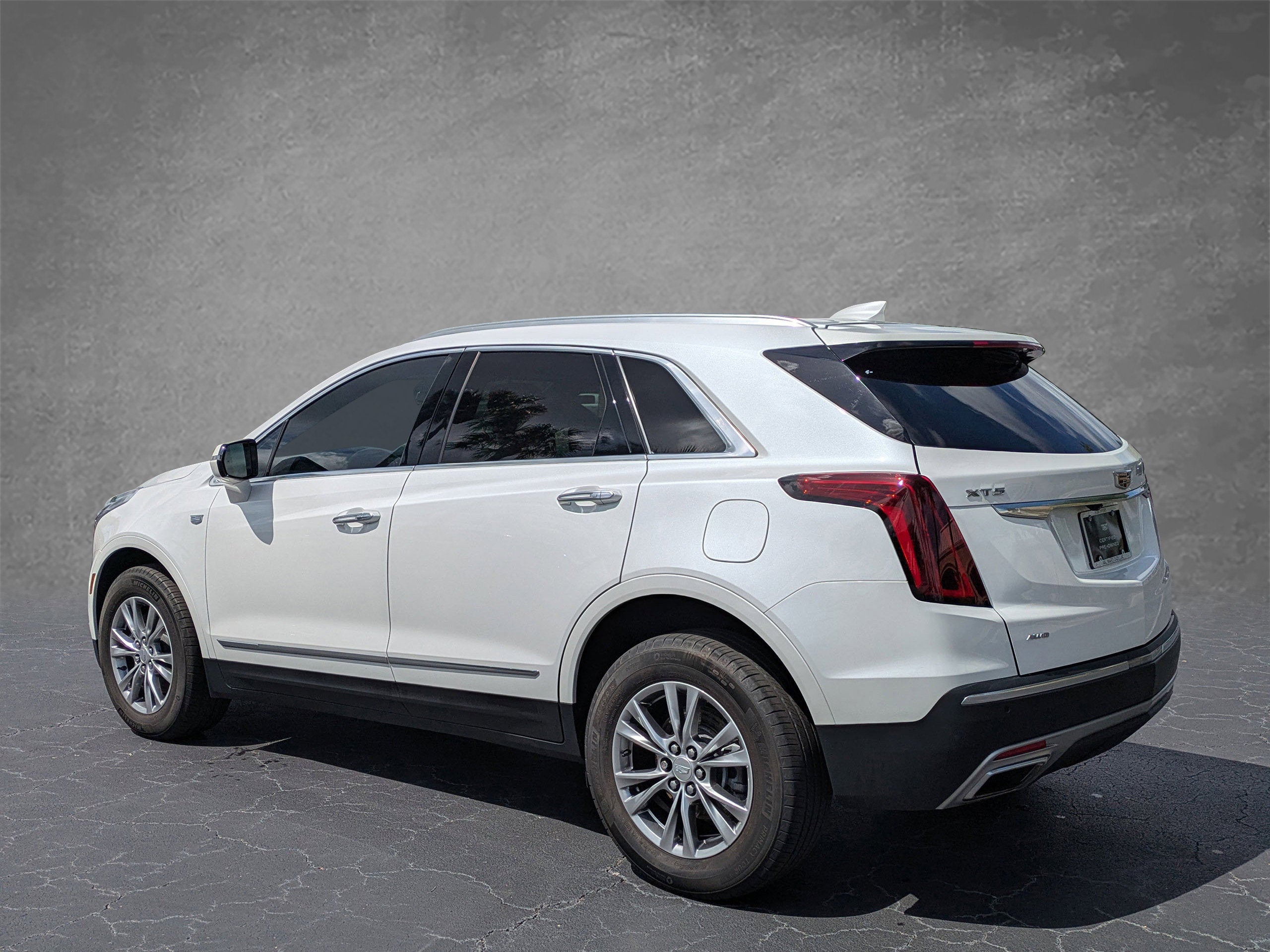 2023 Cadillac XT5 Premium Luxury