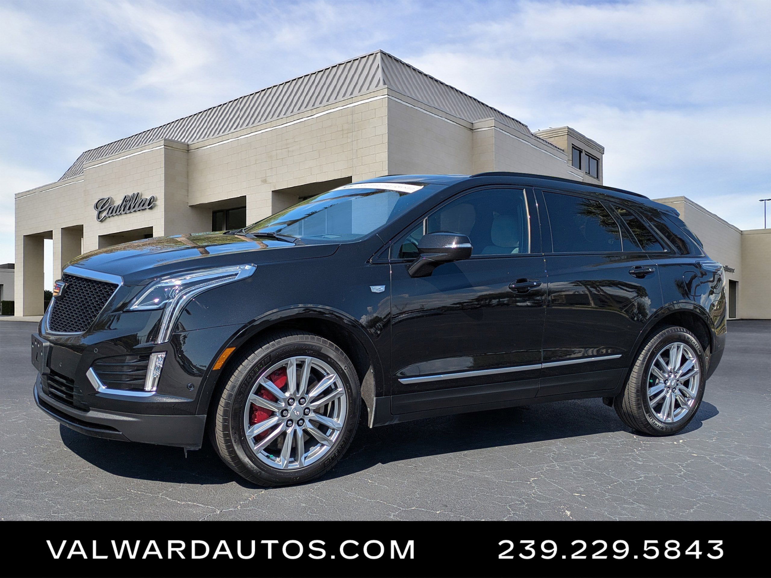 2024 Cadillac XT5 Sport