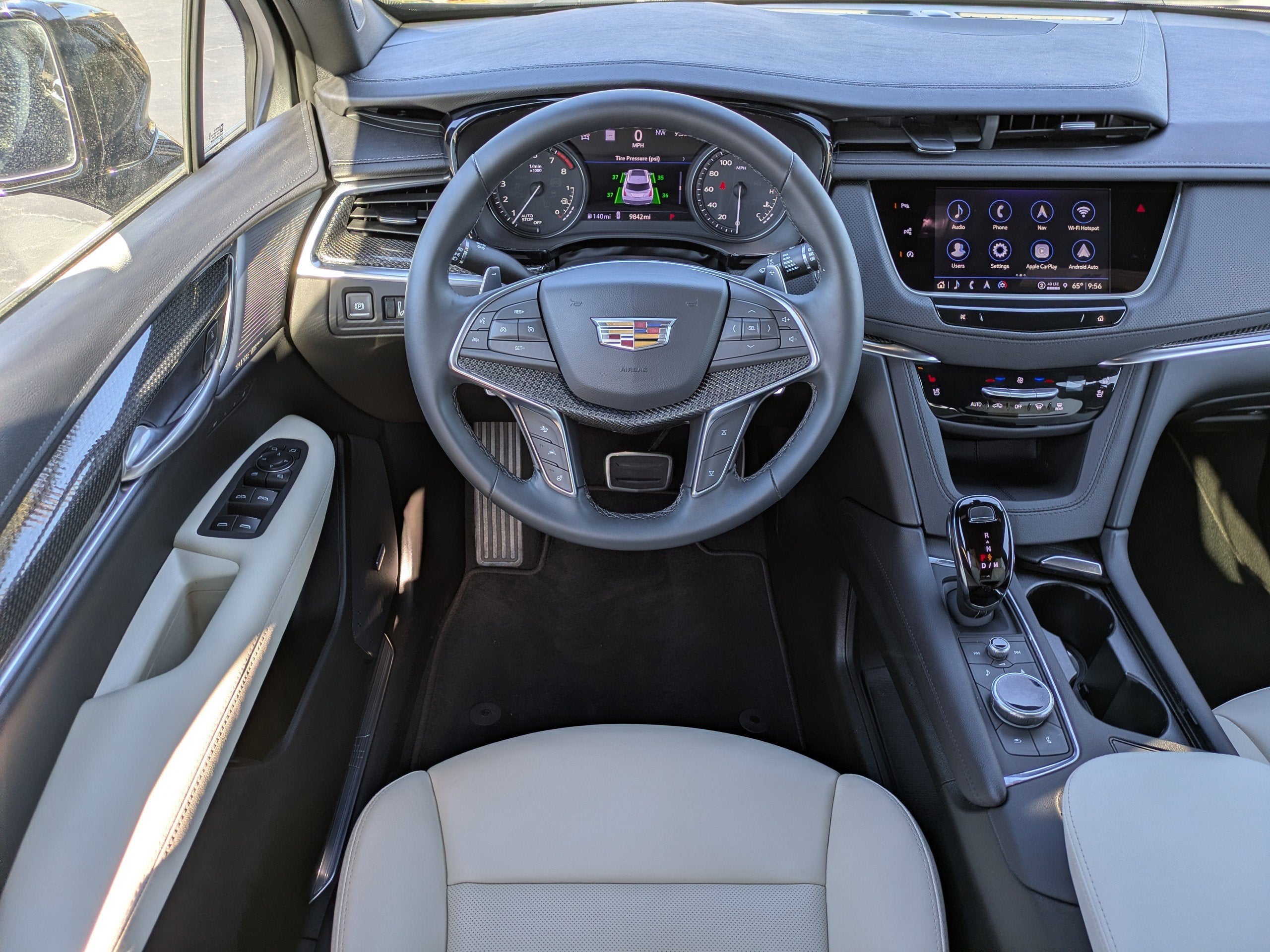2025 Cadillac XT5 Sport
