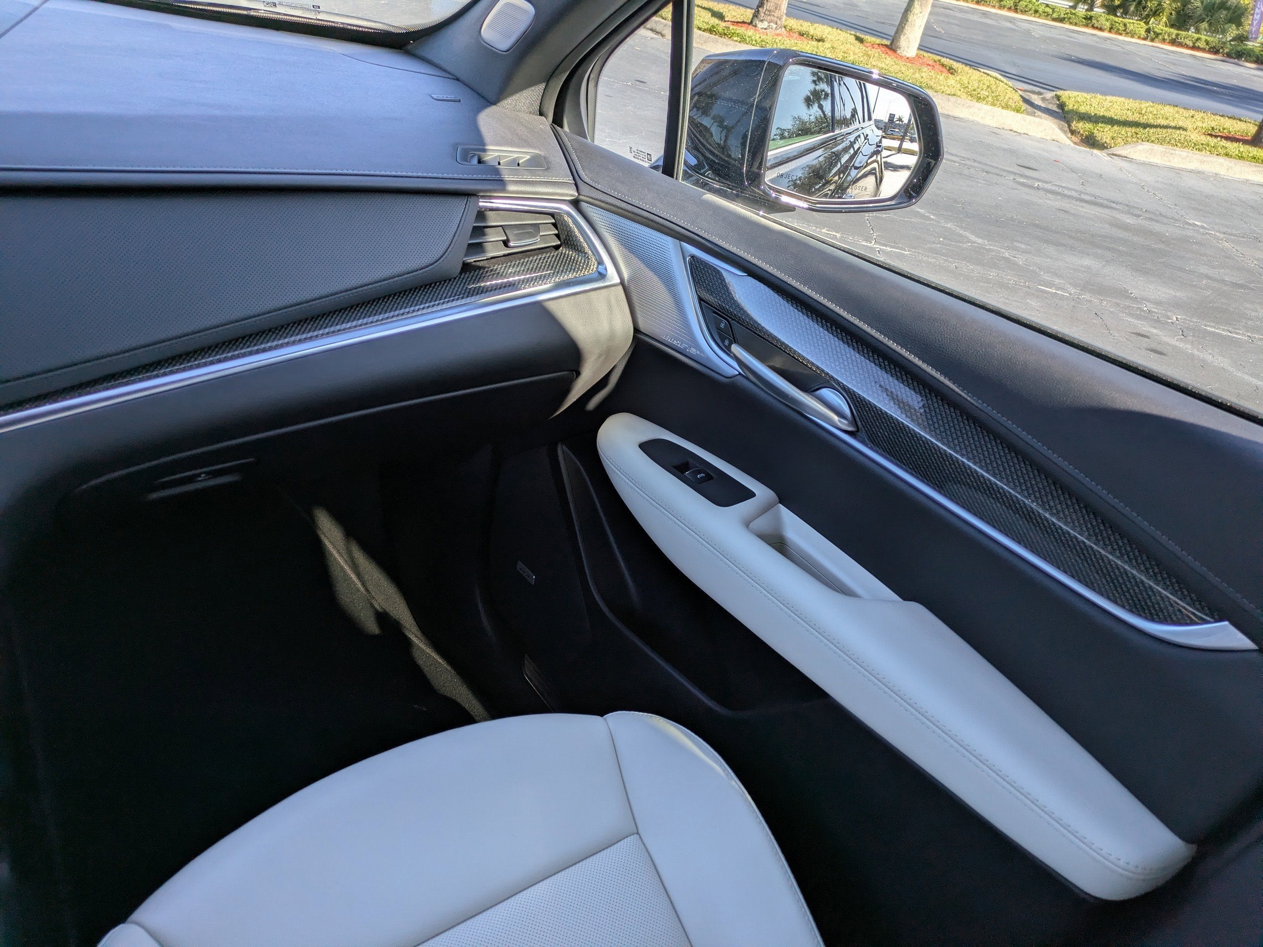 2025 Cadillac XT5 Sport