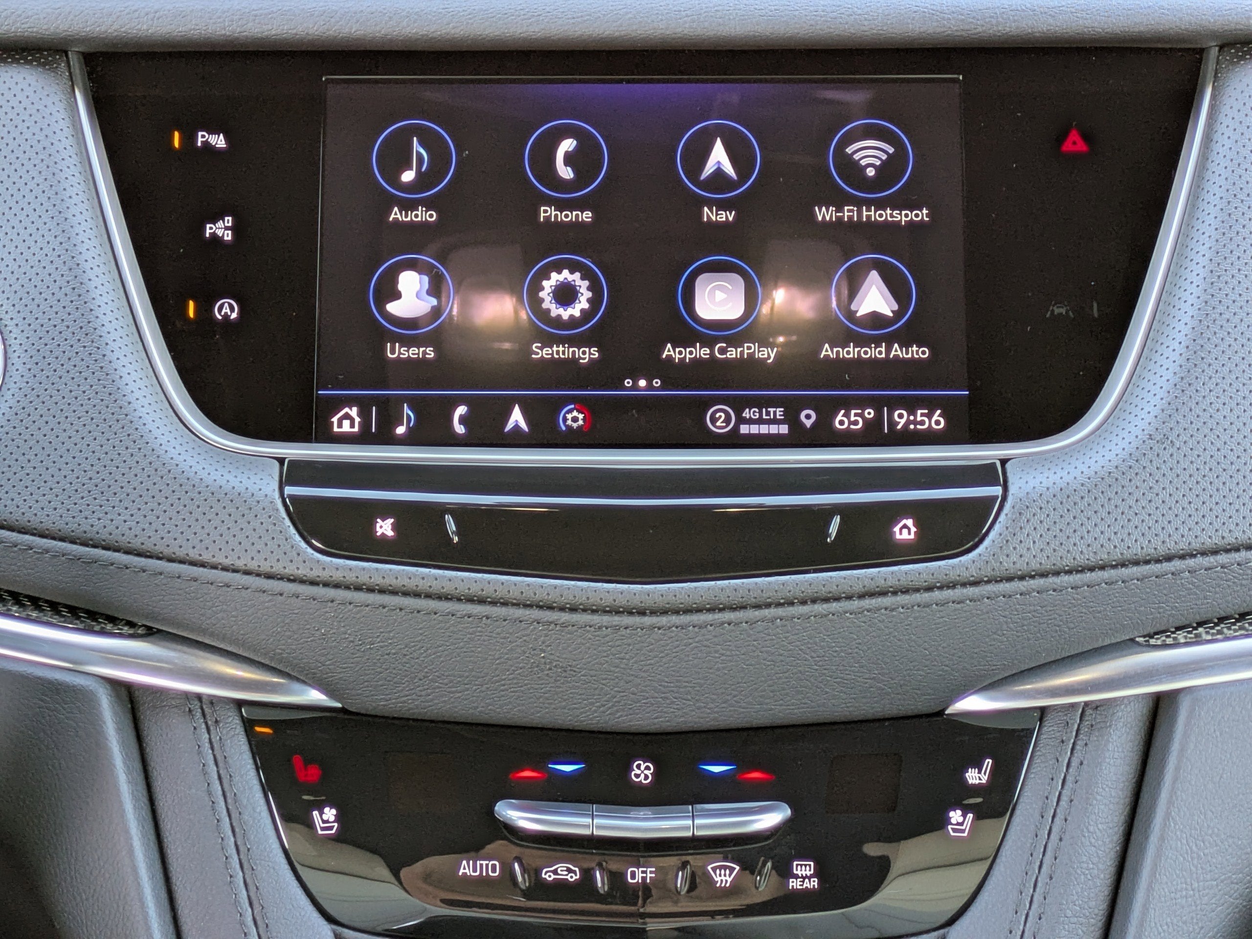 2025 Cadillac XT5 Sport