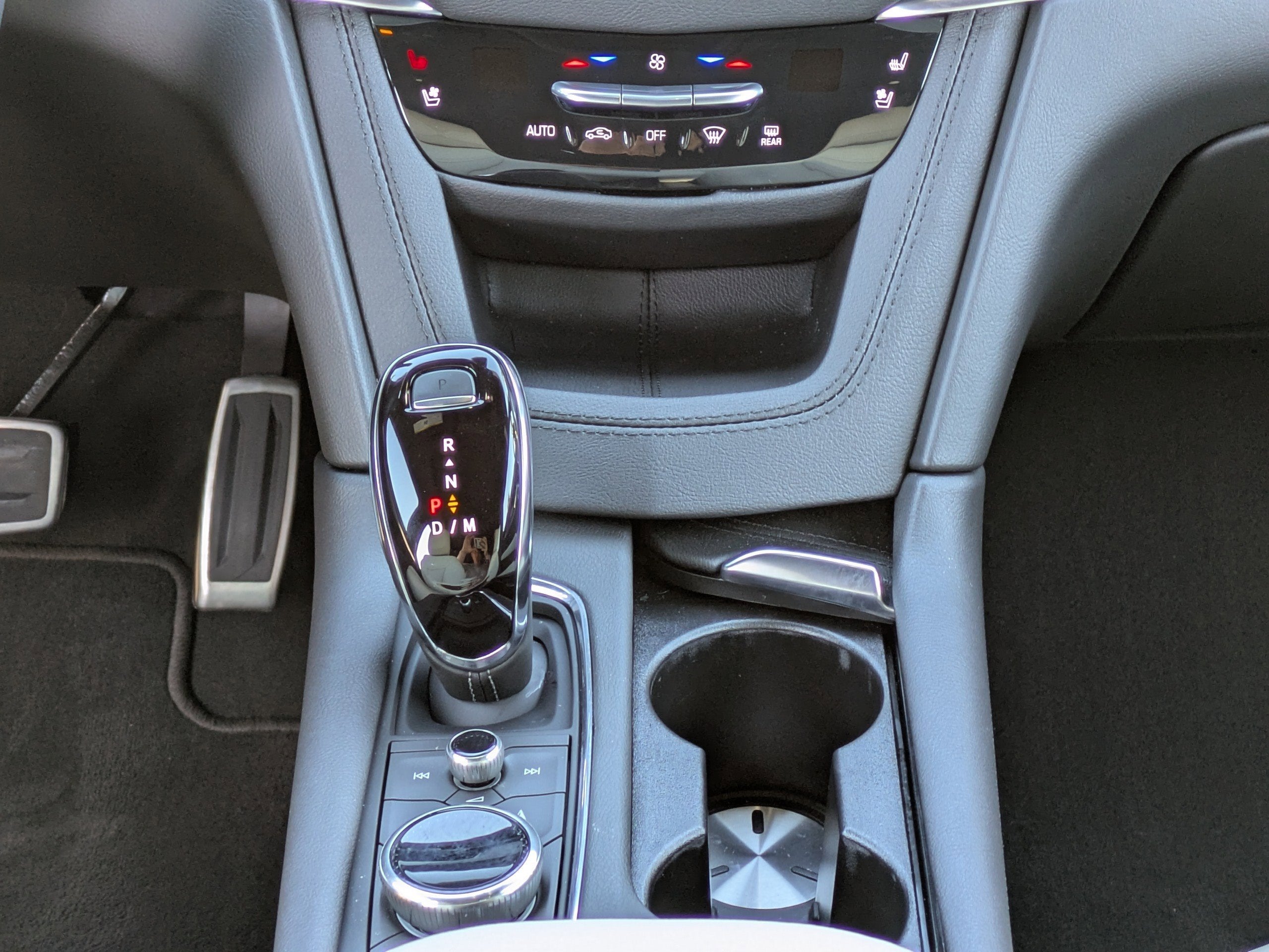 2025 Cadillac XT5 Sport