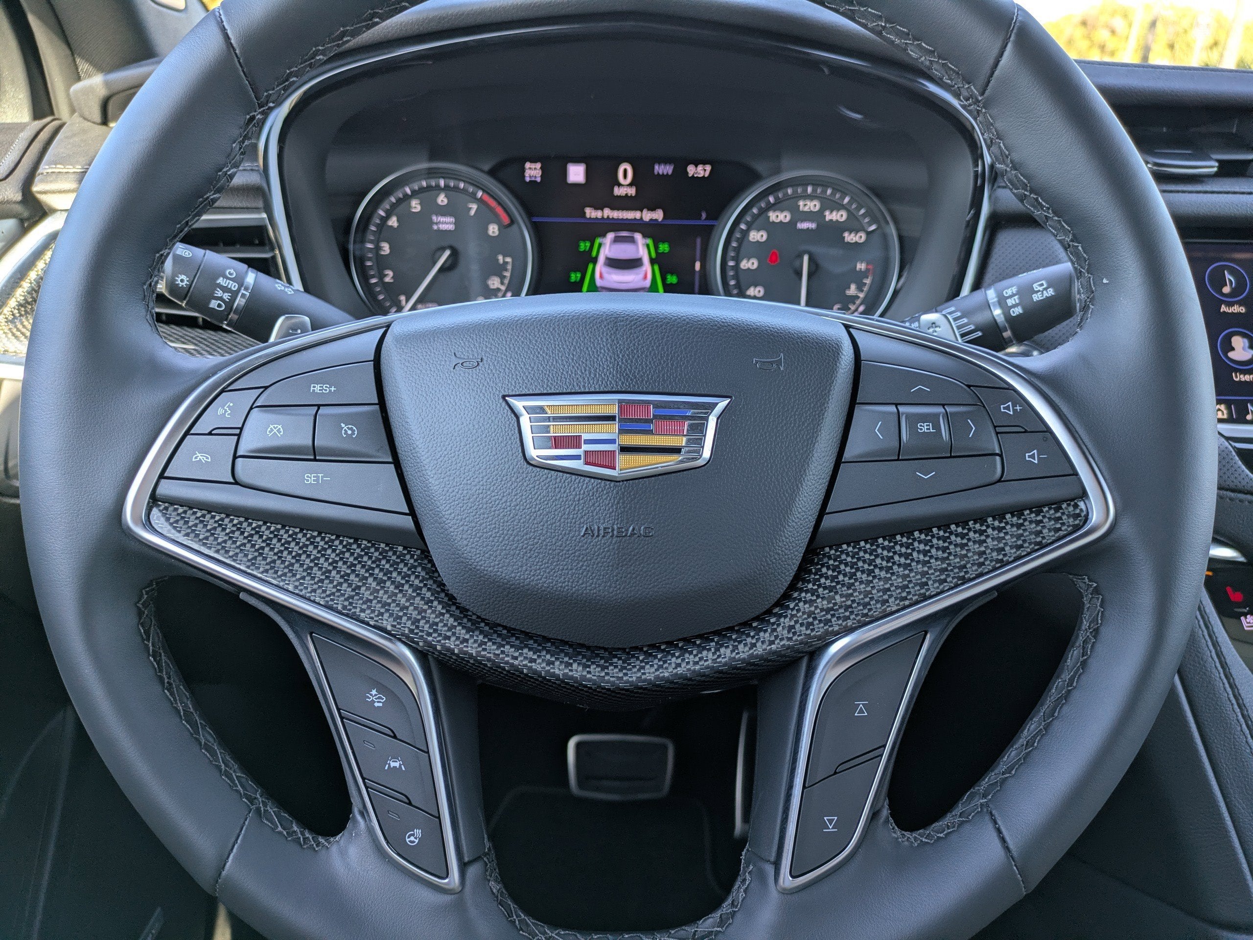 2025 Cadillac XT5 Sport