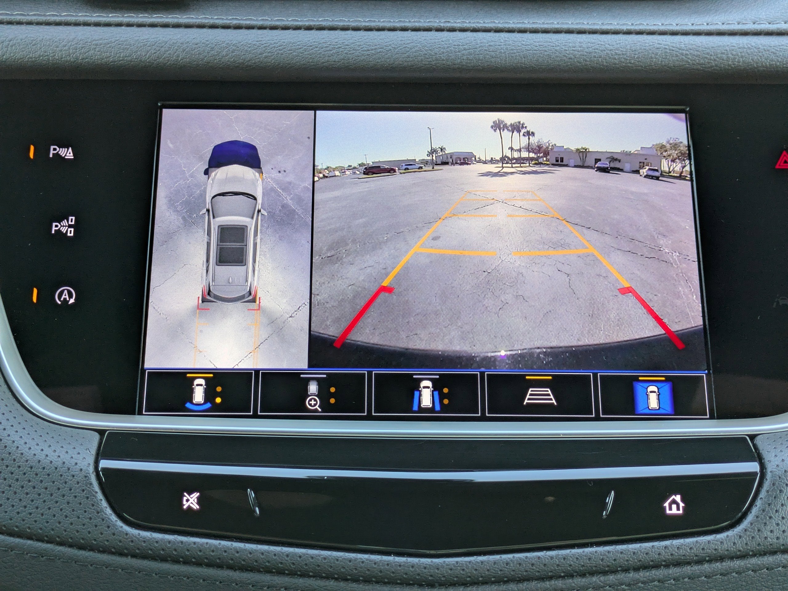 2025 Cadillac XT5 Sport