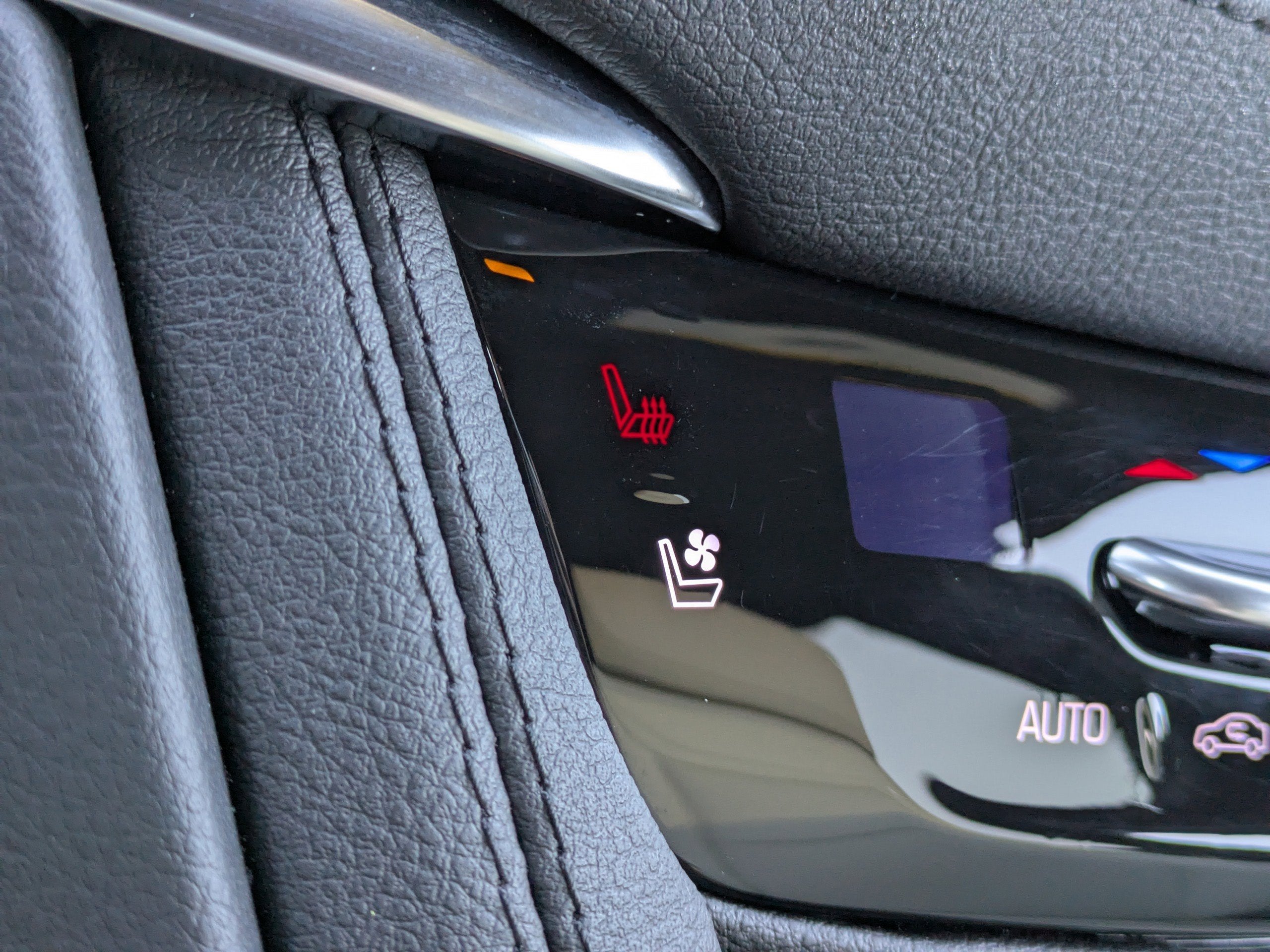 2025 Cadillac XT5 Sport