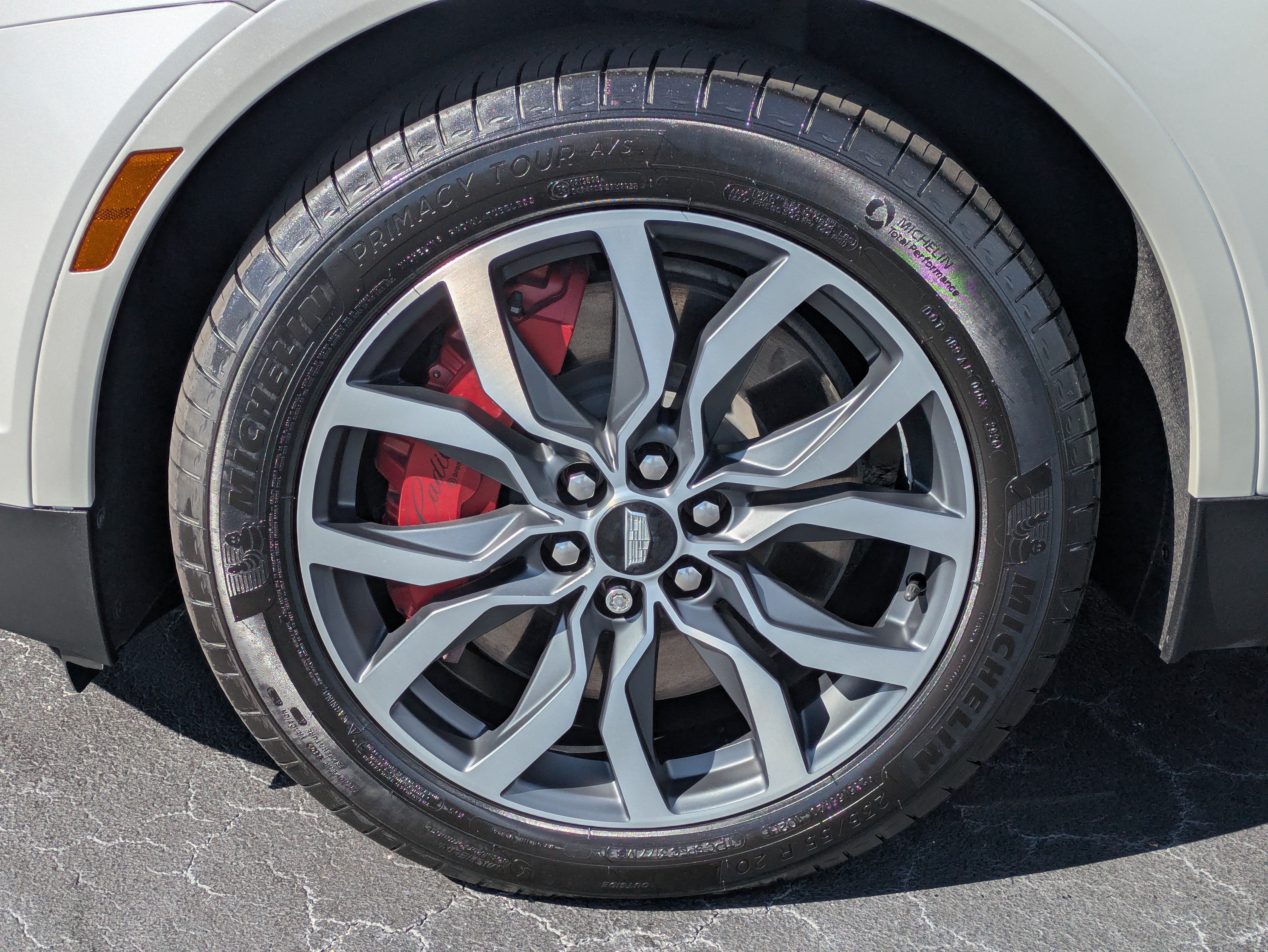 2023 Cadillac XT5 AWD Sport