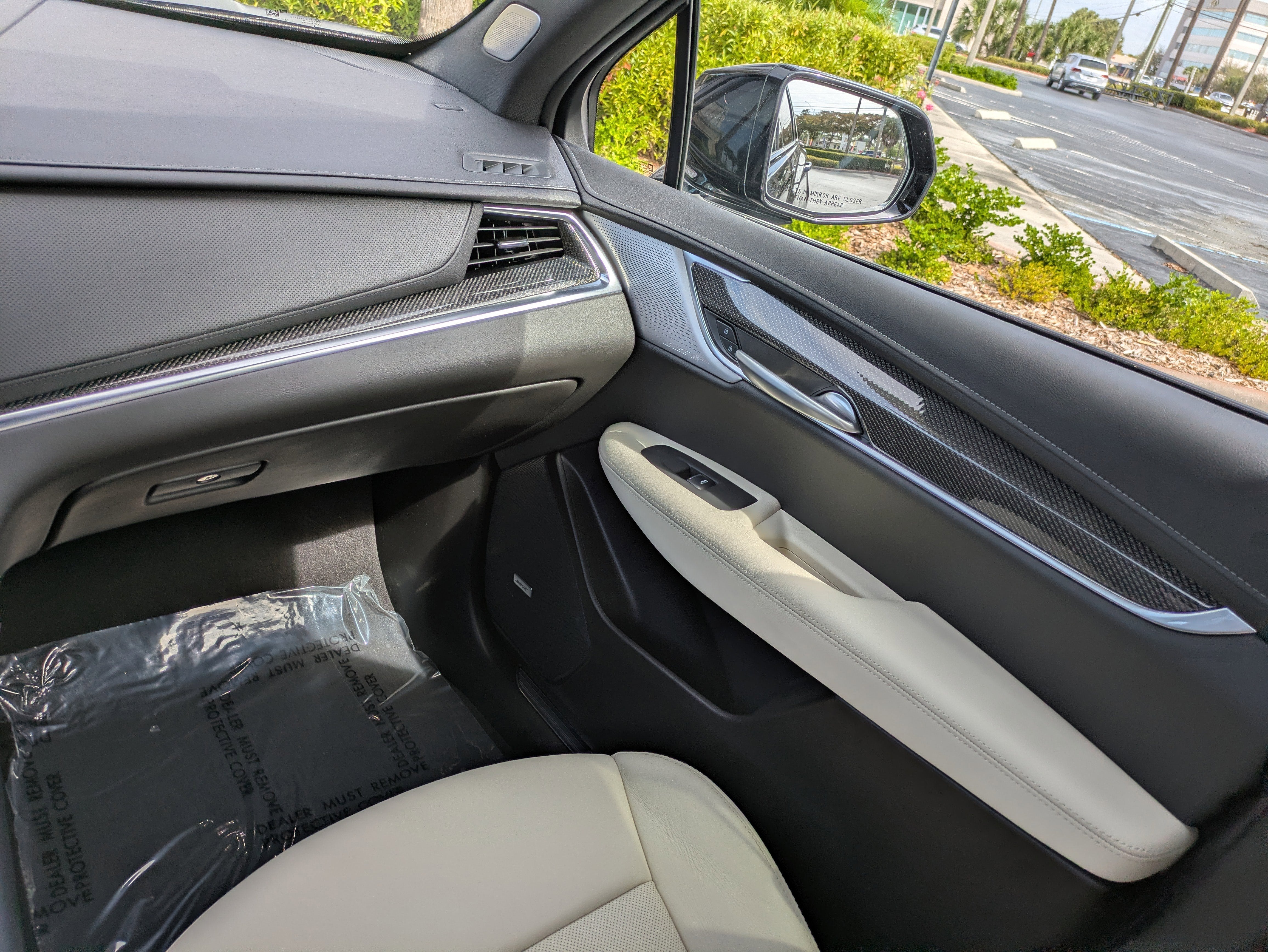 2025 Cadillac XT5 Sport