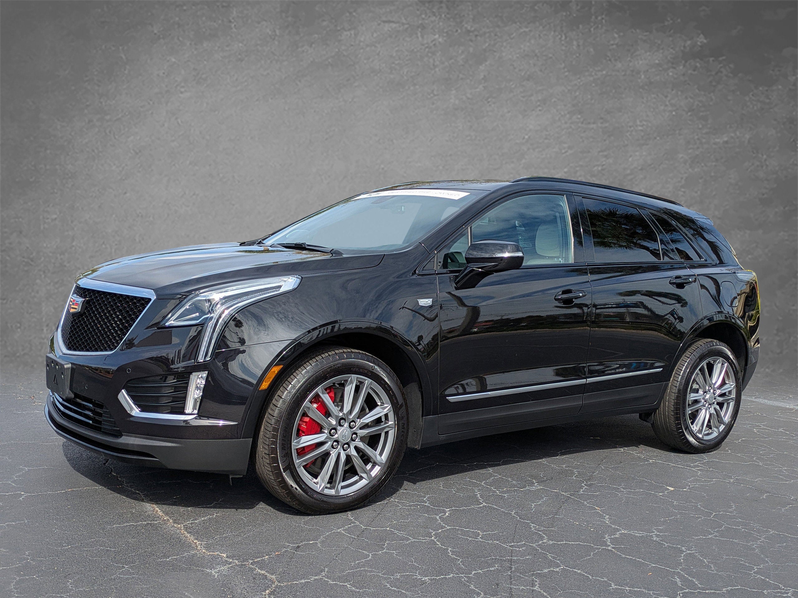 2025 Cadillac XT5 Sport