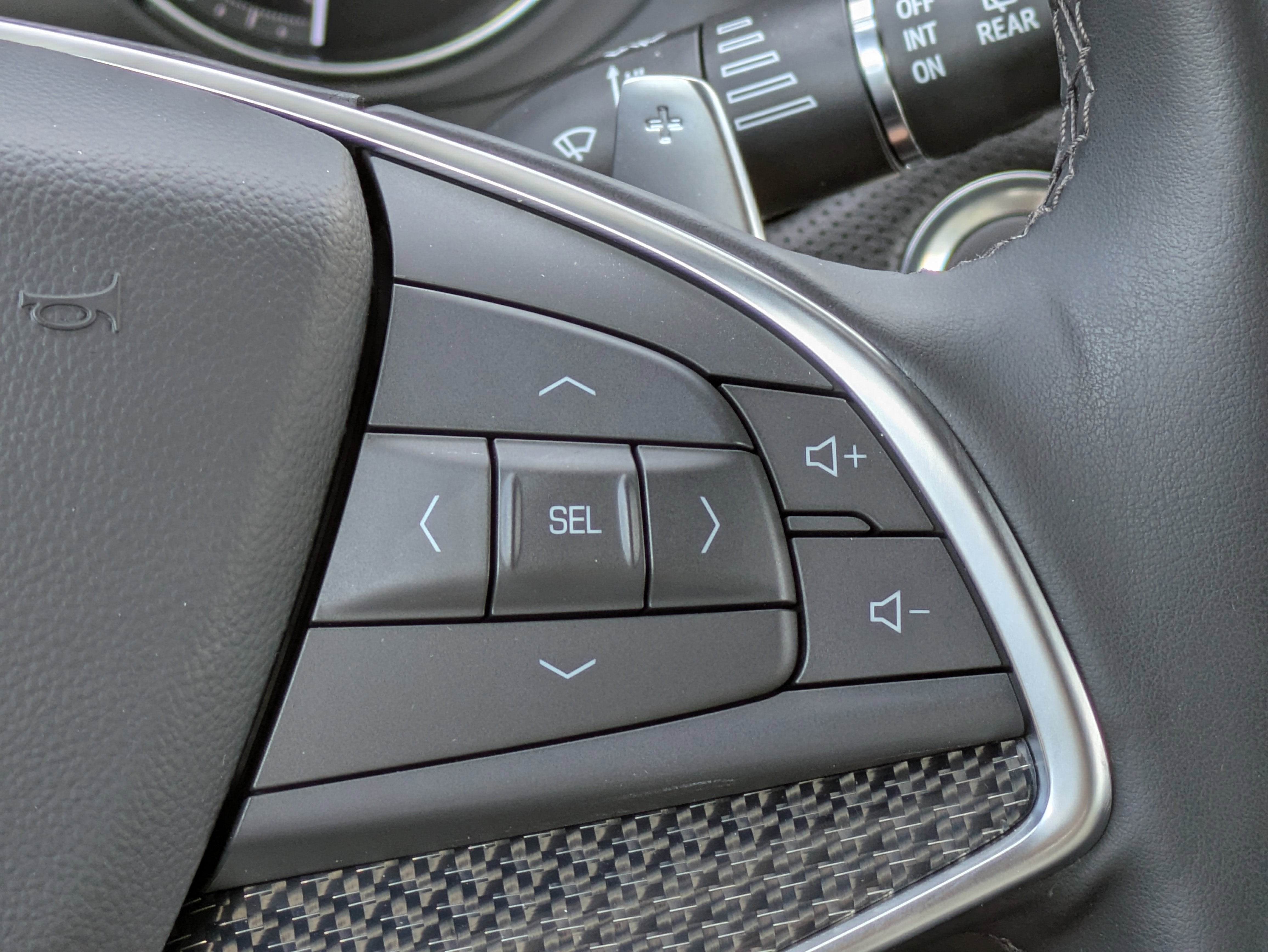 2025 Cadillac XT5 Sport