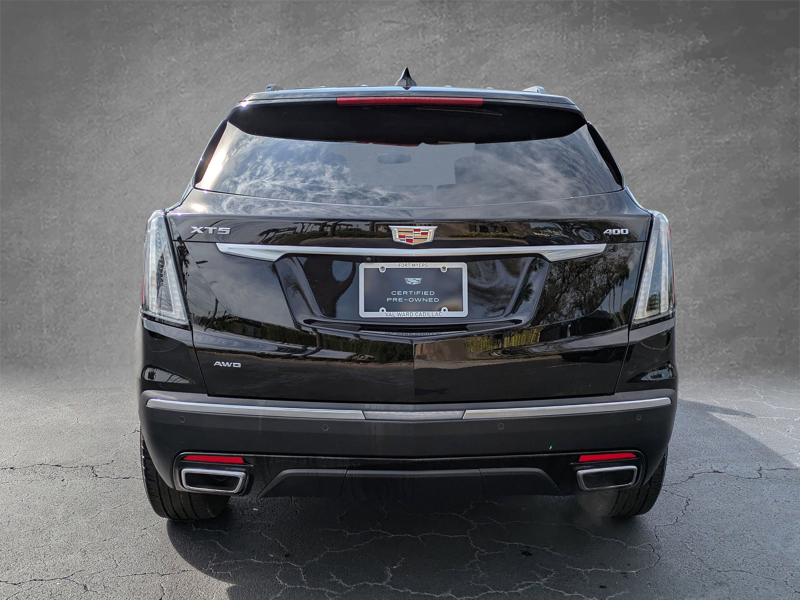 2025 Cadillac XT5 Sport