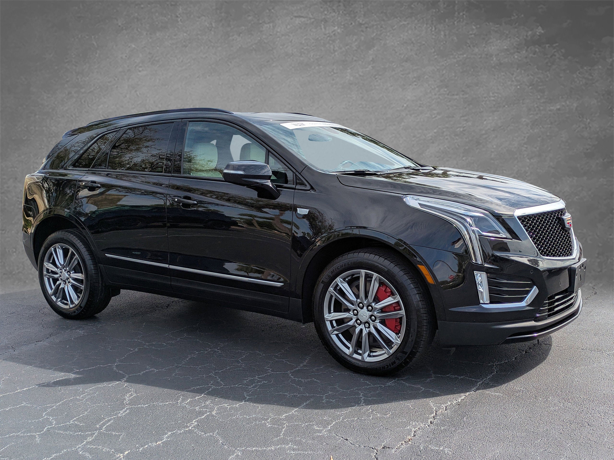 2025 Cadillac XT5 Sport