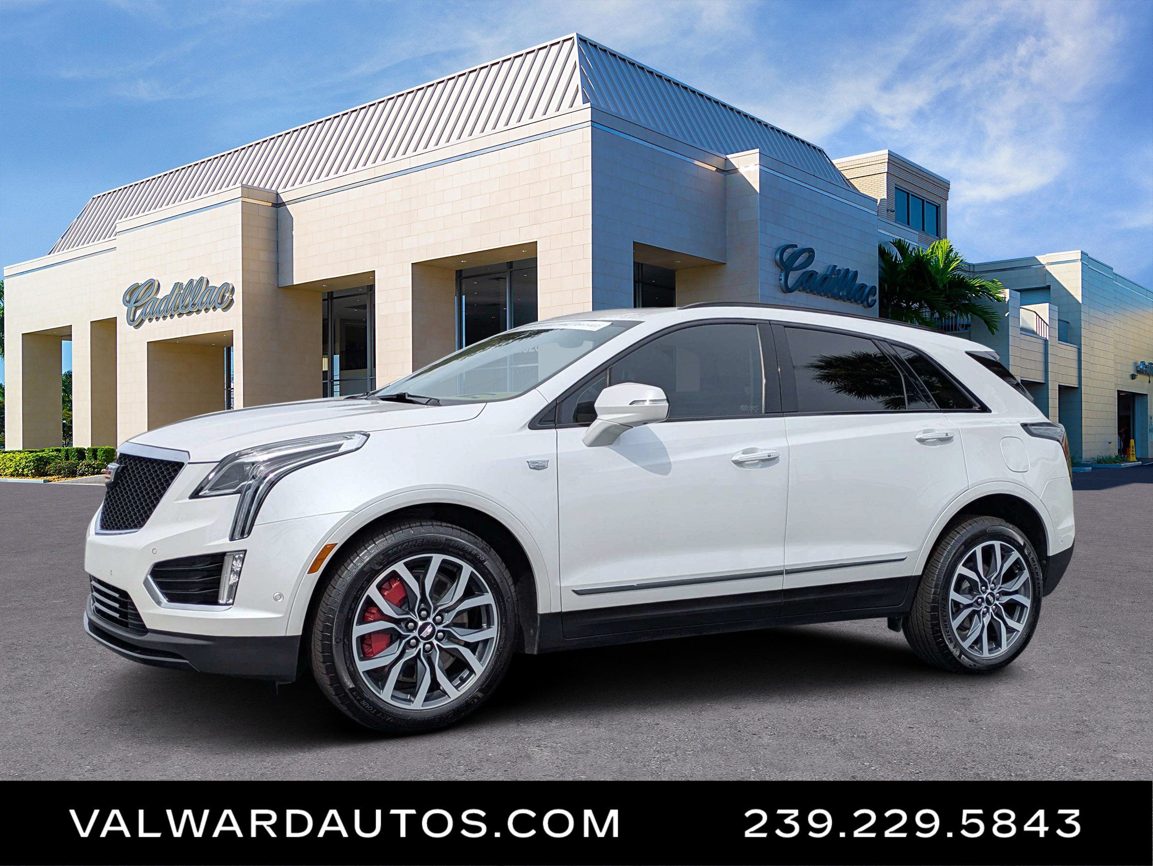 2023 Cadillac XT5 AWD Sport