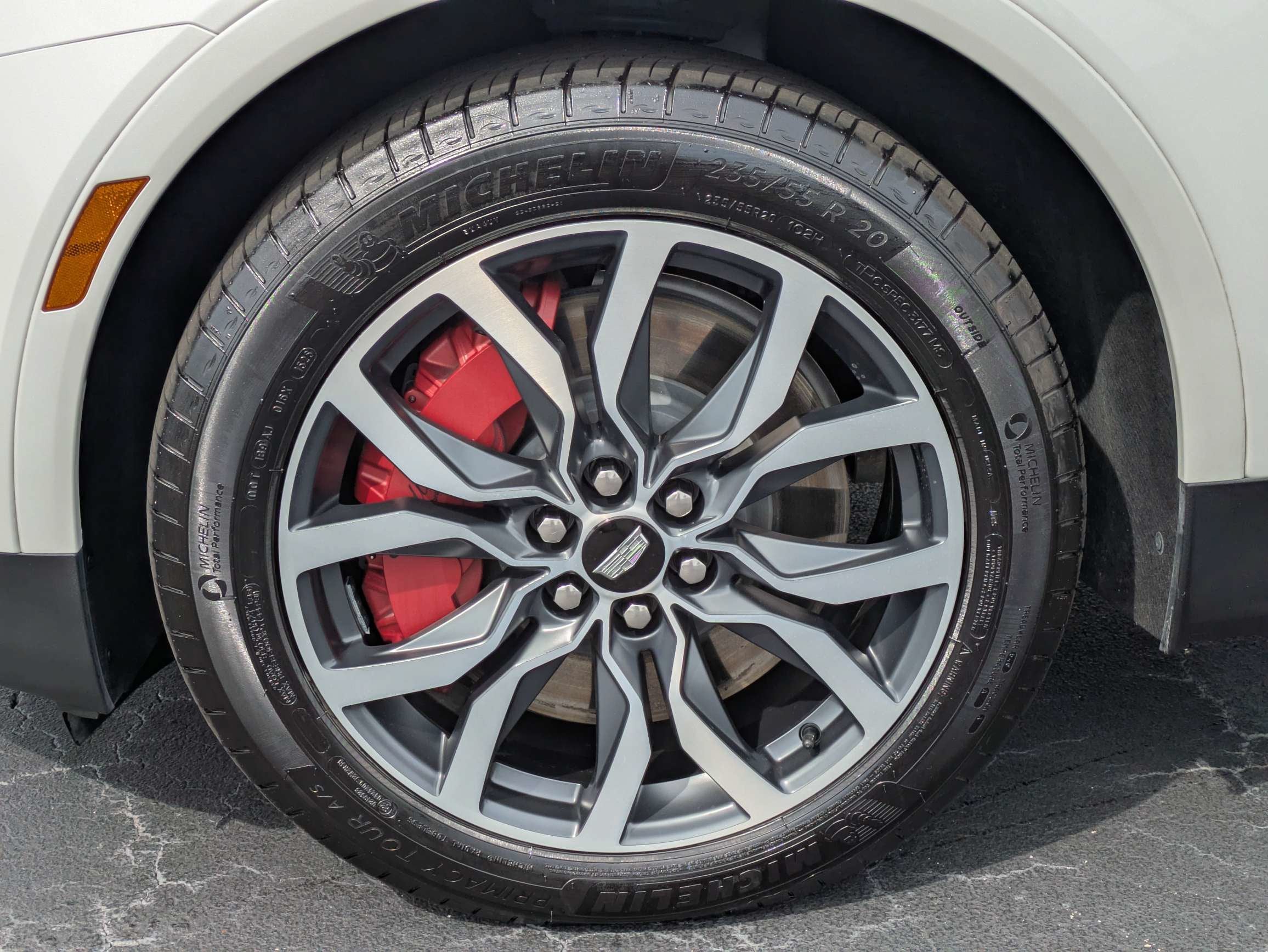2023 Cadillac XT5 AWD Sport