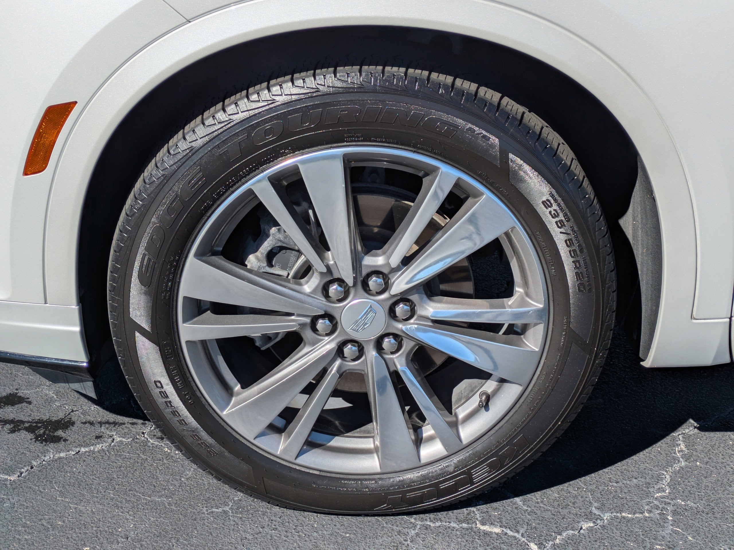 2021 Cadillac XT6 Premium Luxury