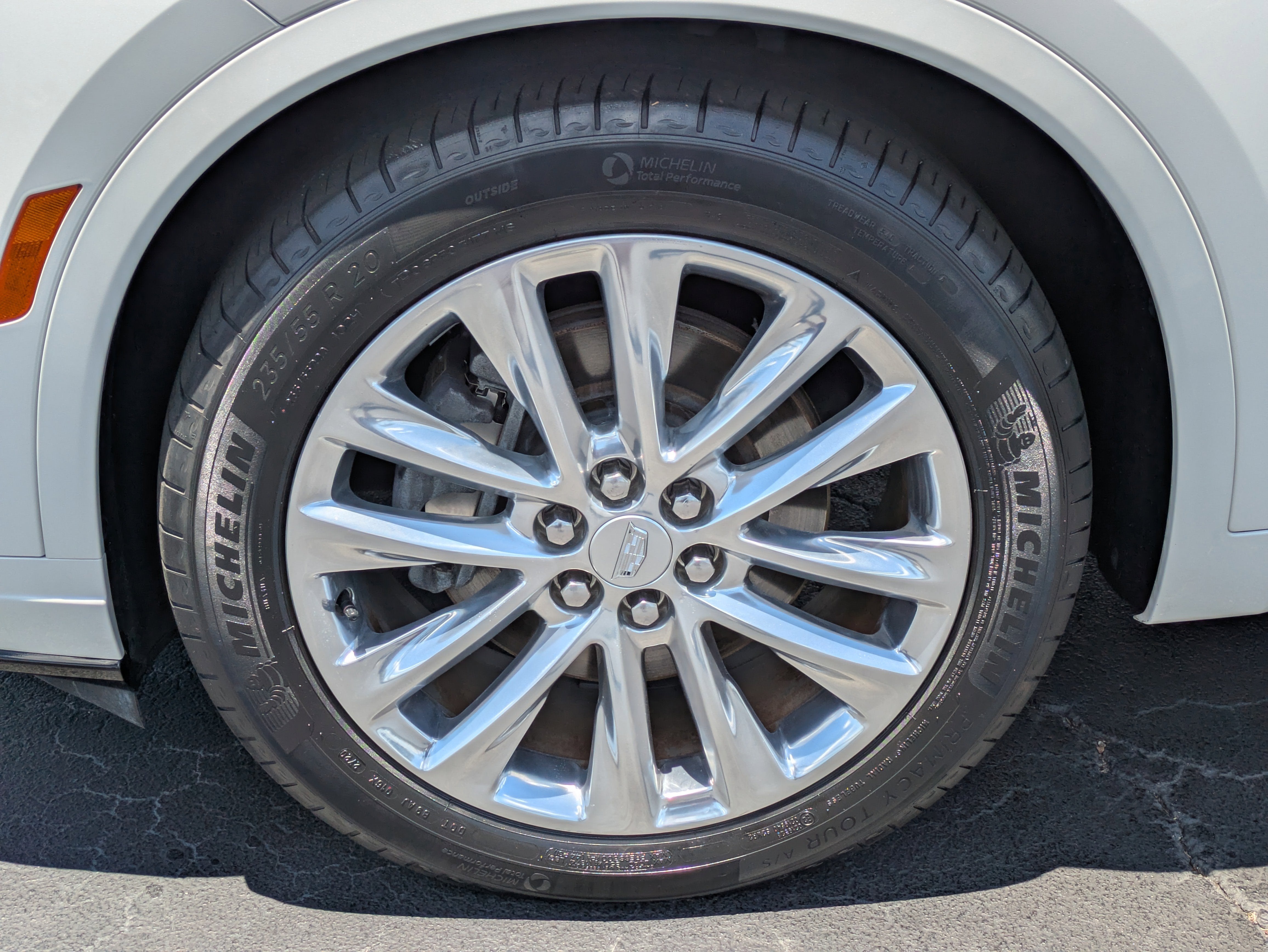 2020 Cadillac XT6 FWD Premium Luxury