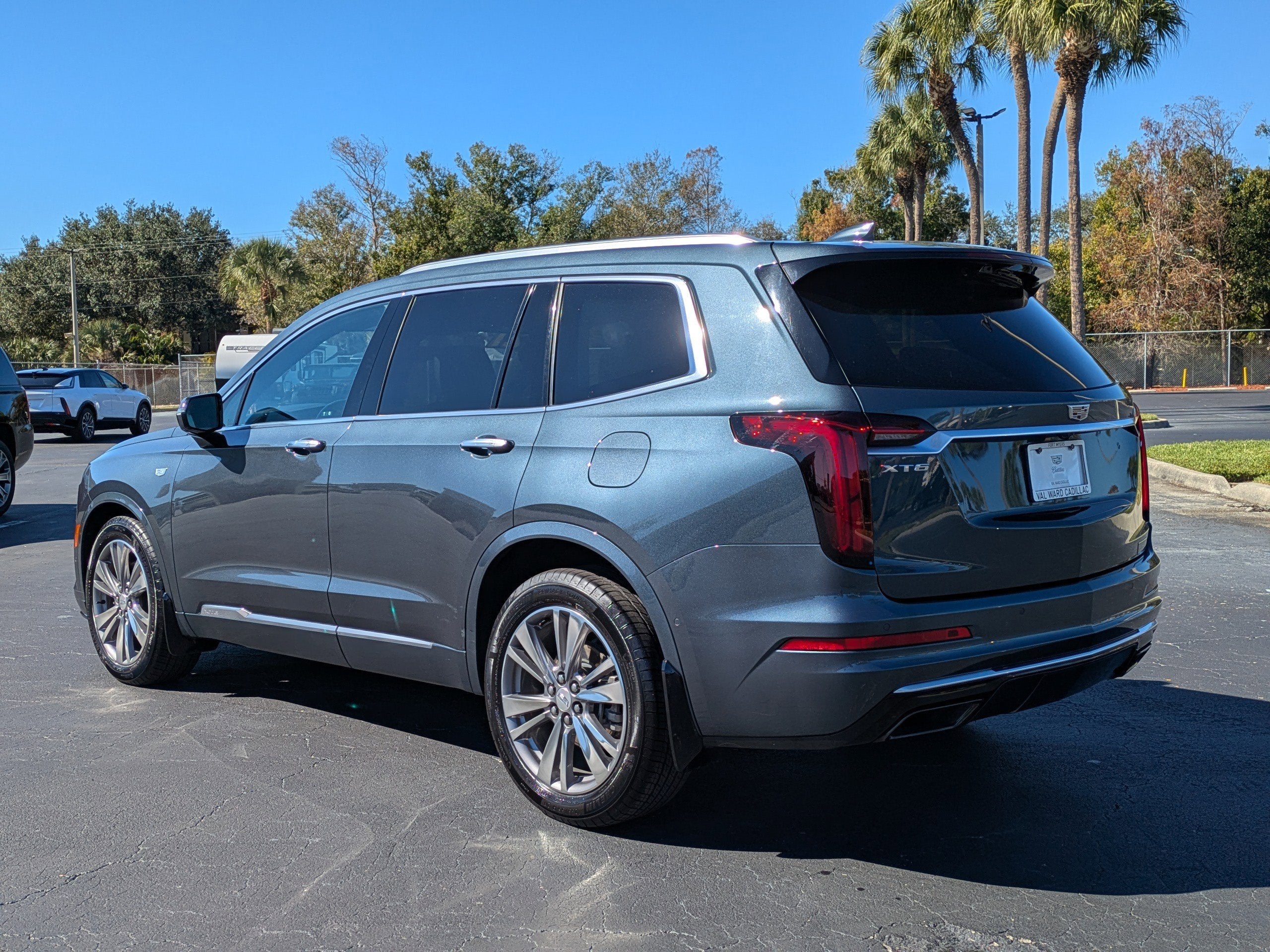 2021 Cadillac XT6 Premium Luxury