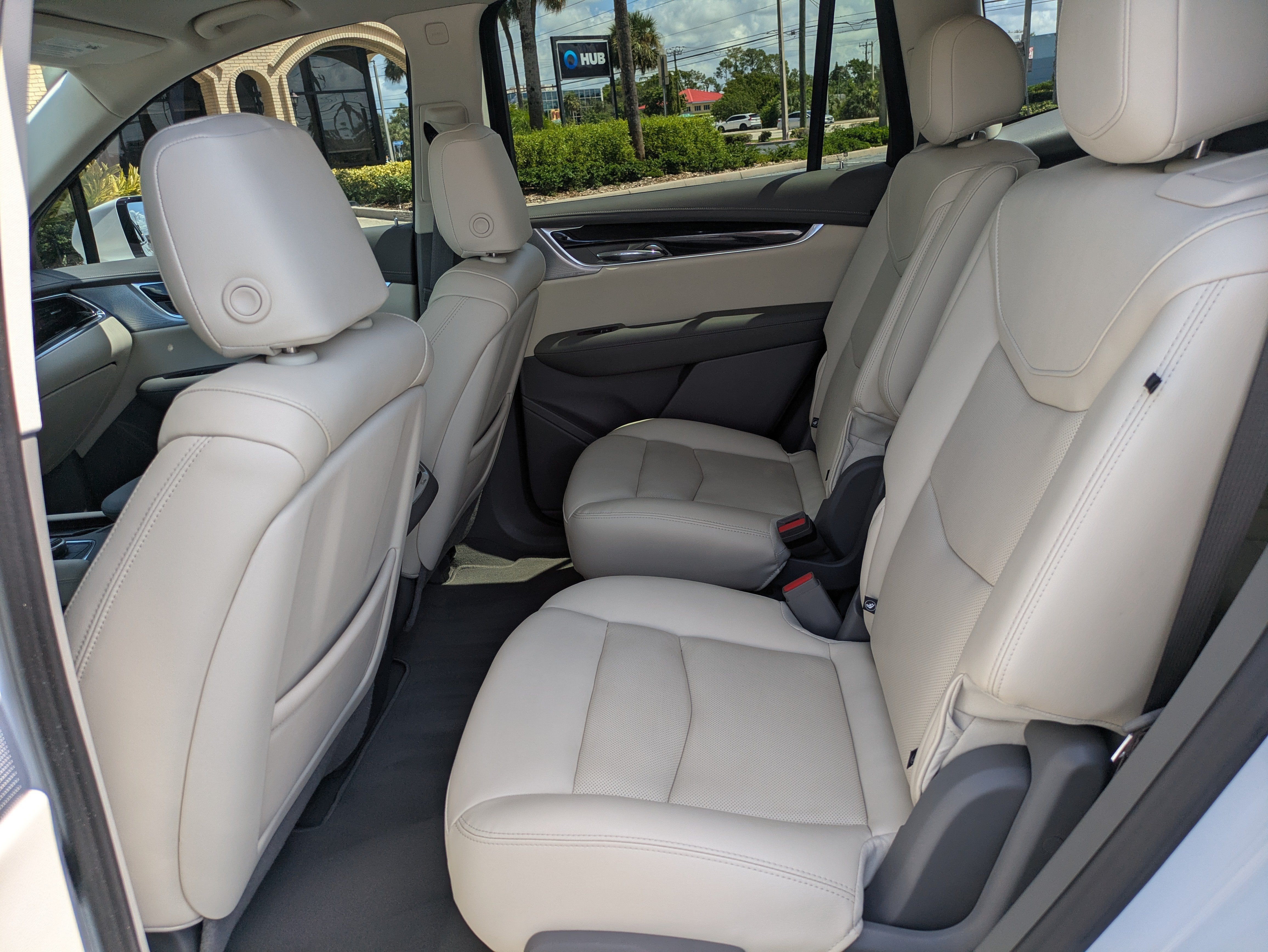 2023 Cadillac XT6 FWD Premium Luxury