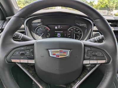 2023 Cadillac XT6 Premium Luxury