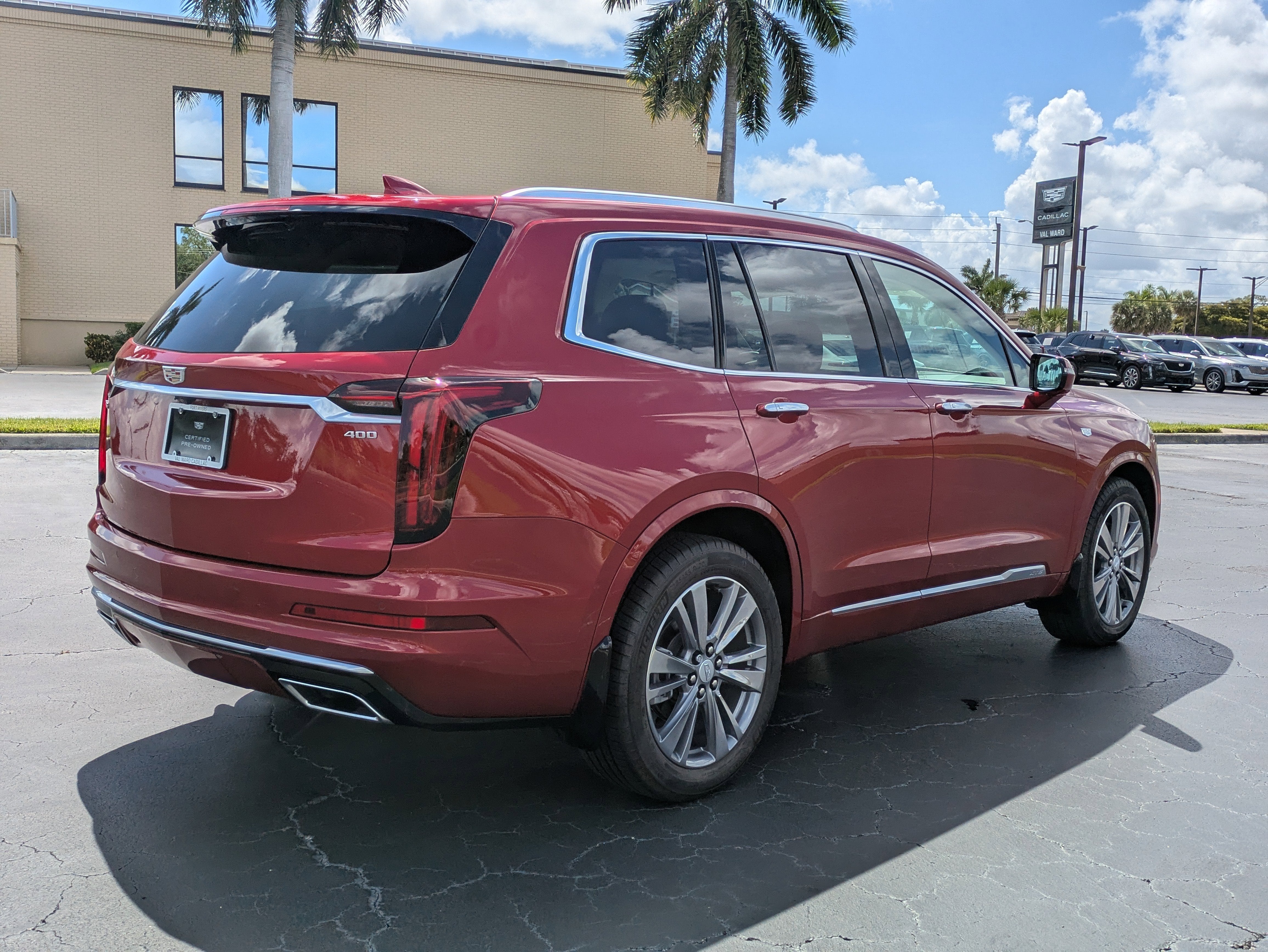 2025 Cadillac XT6 Premium Luxury
