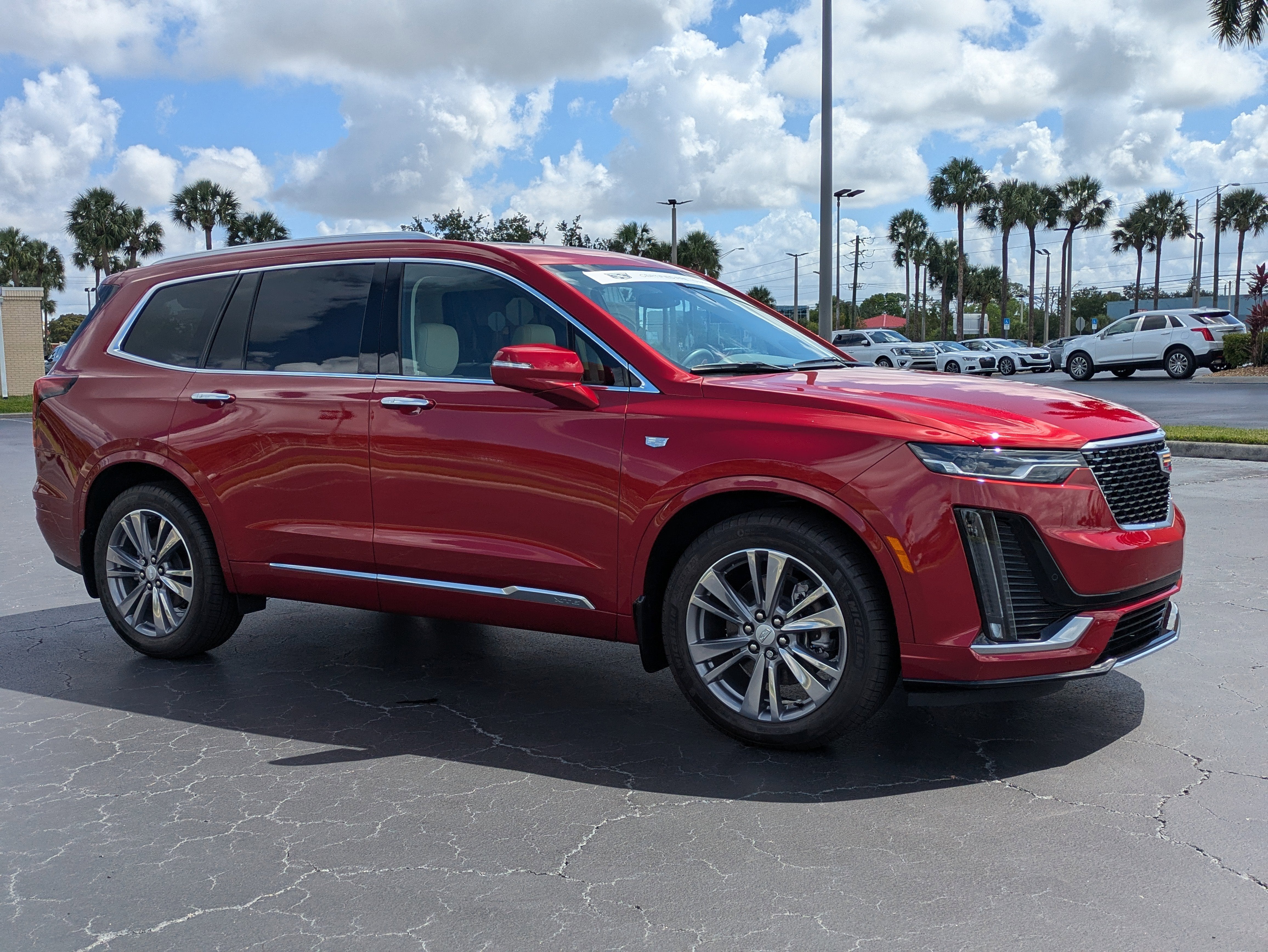 2025 Cadillac XT6 Premium Luxury