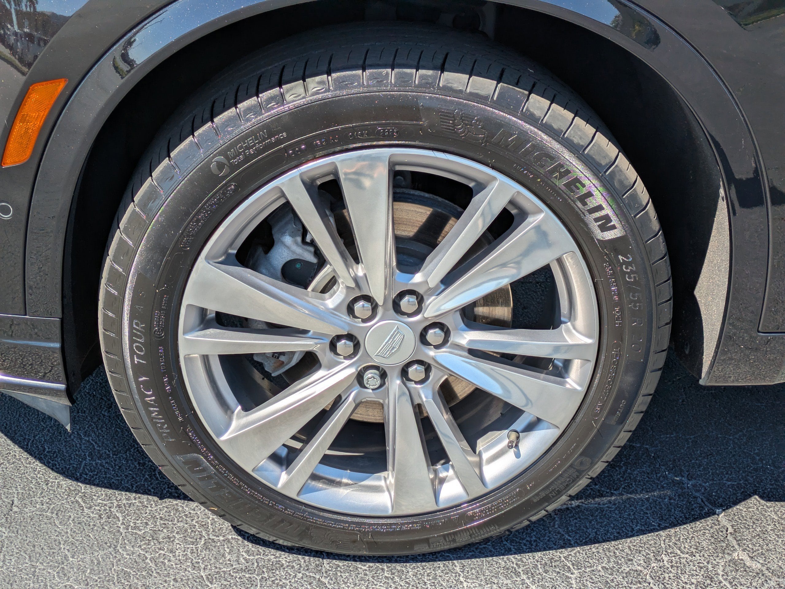 2024 Cadillac XT6 Premium Luxury