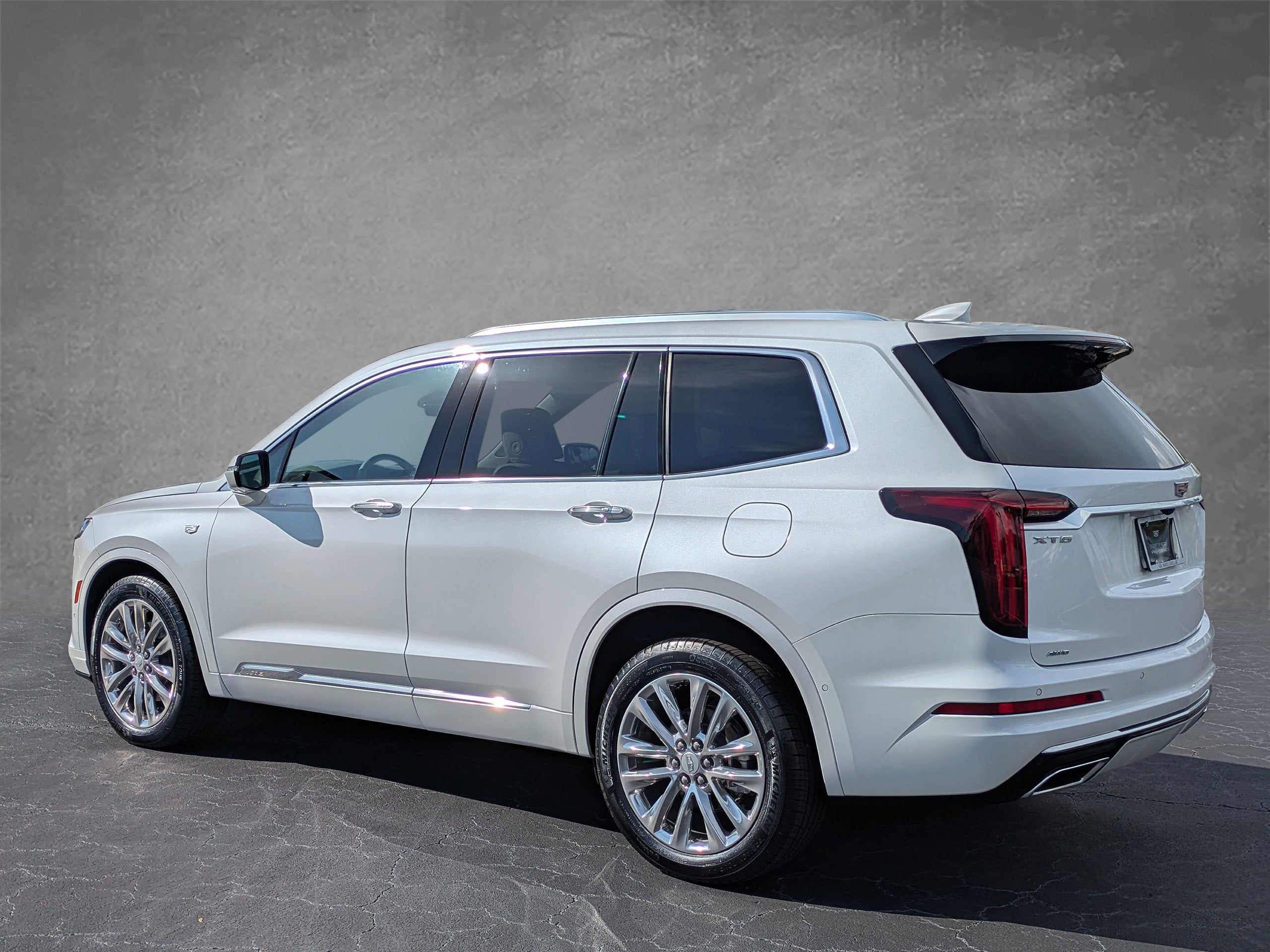2025 Cadillac XT6 Premium Luxury