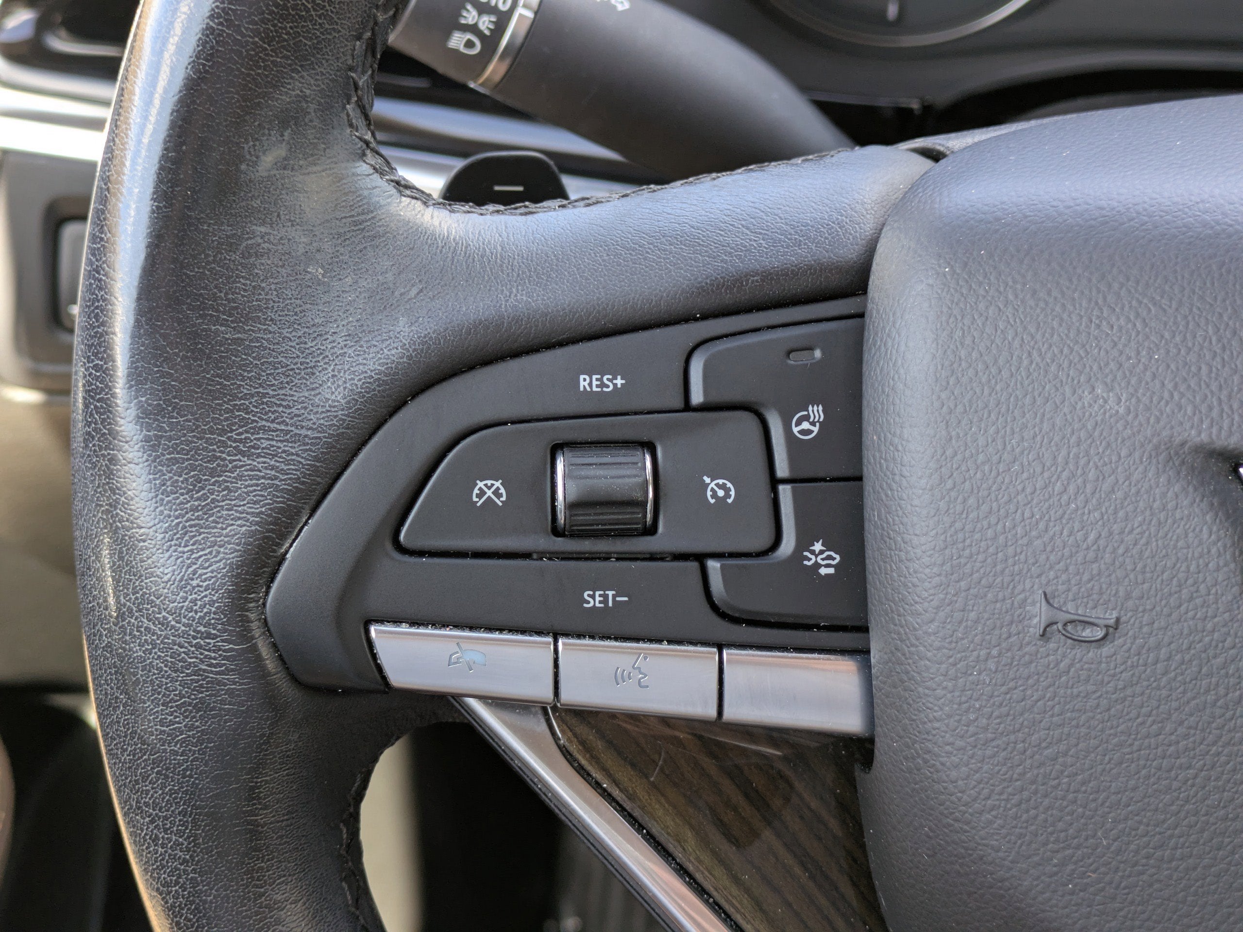 2020 Cadillac XT6 FWD Premium Luxury