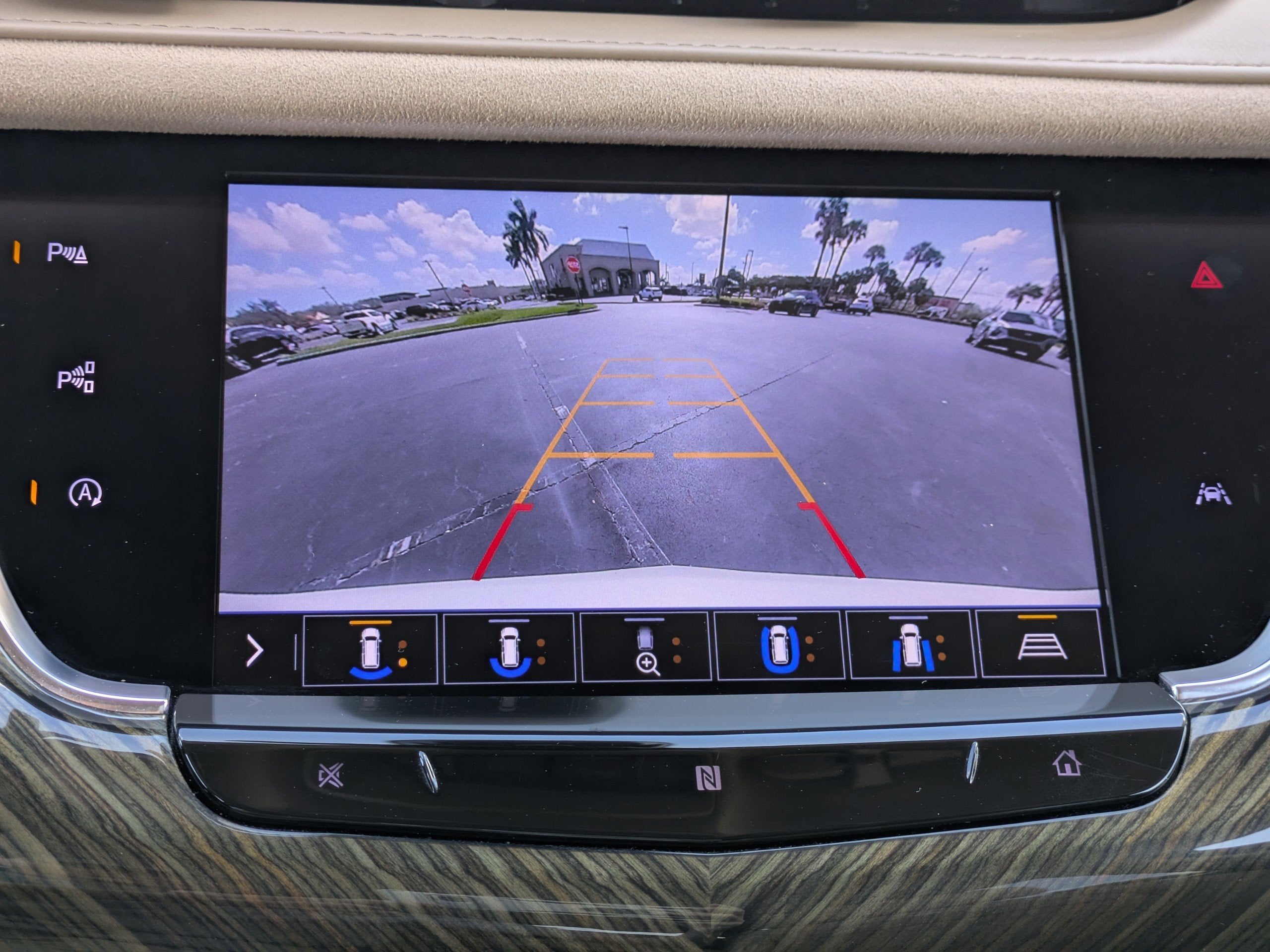 2020 Cadillac XT6 FWD Premium Luxury