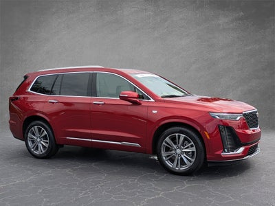 2025 Cadillac XT6 Premium Luxury