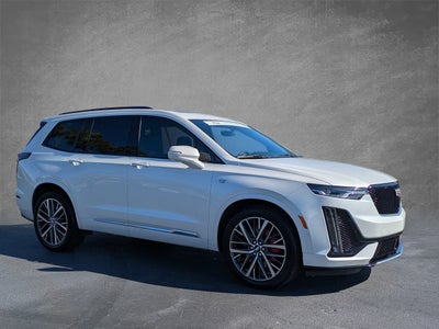 2025 Cadillac XT6 Sport