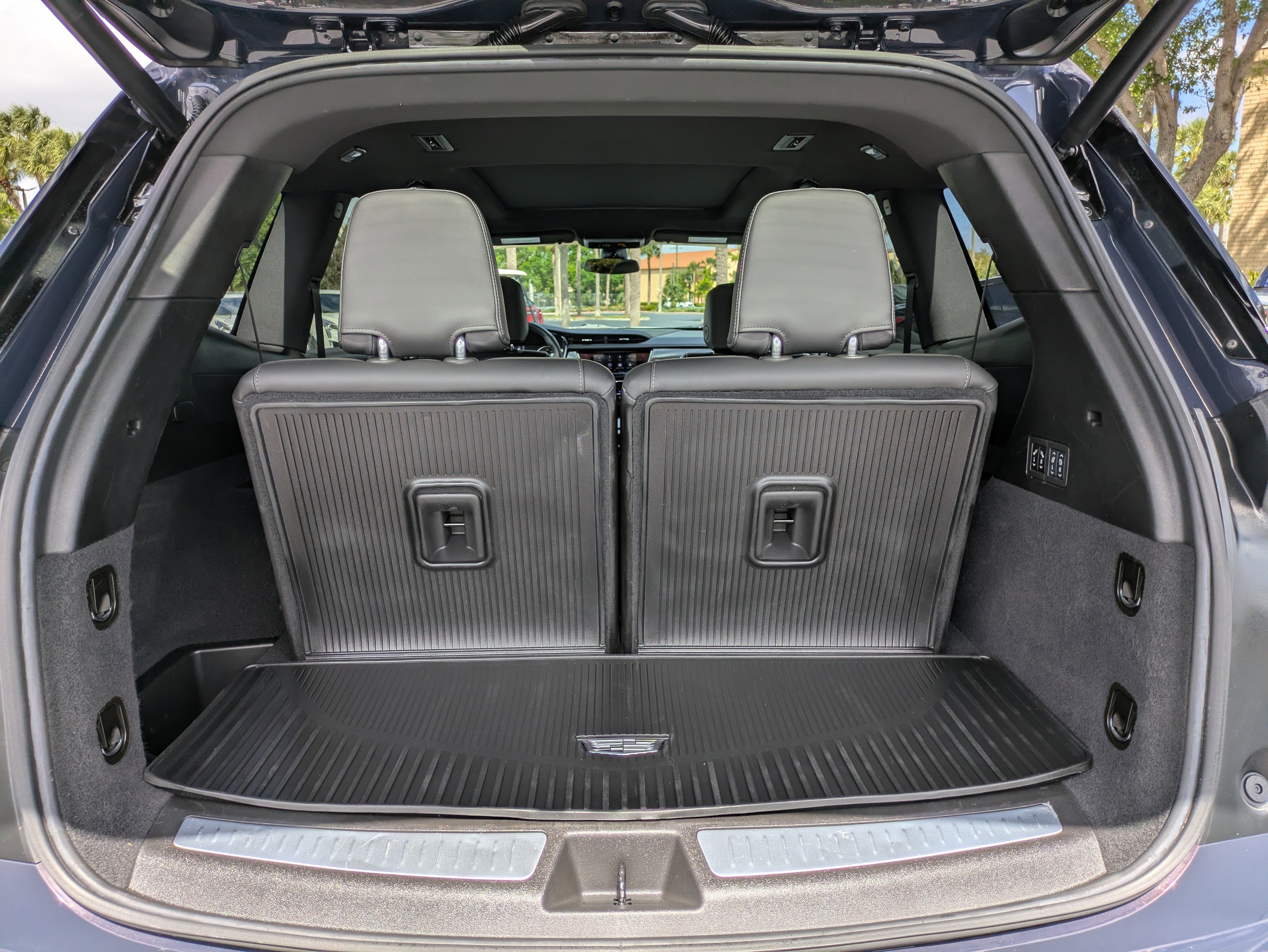 2024 Cadillac XT6 Sport