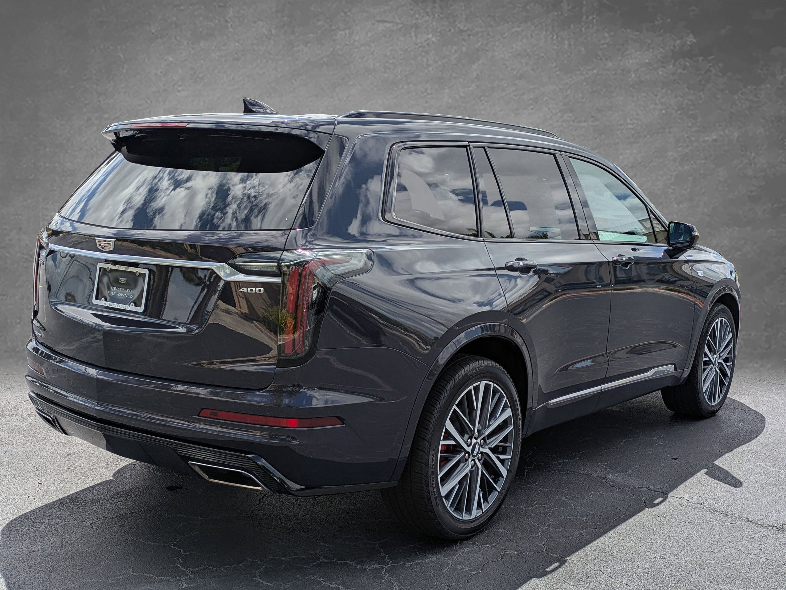 2024 Cadillac XT6 Sport