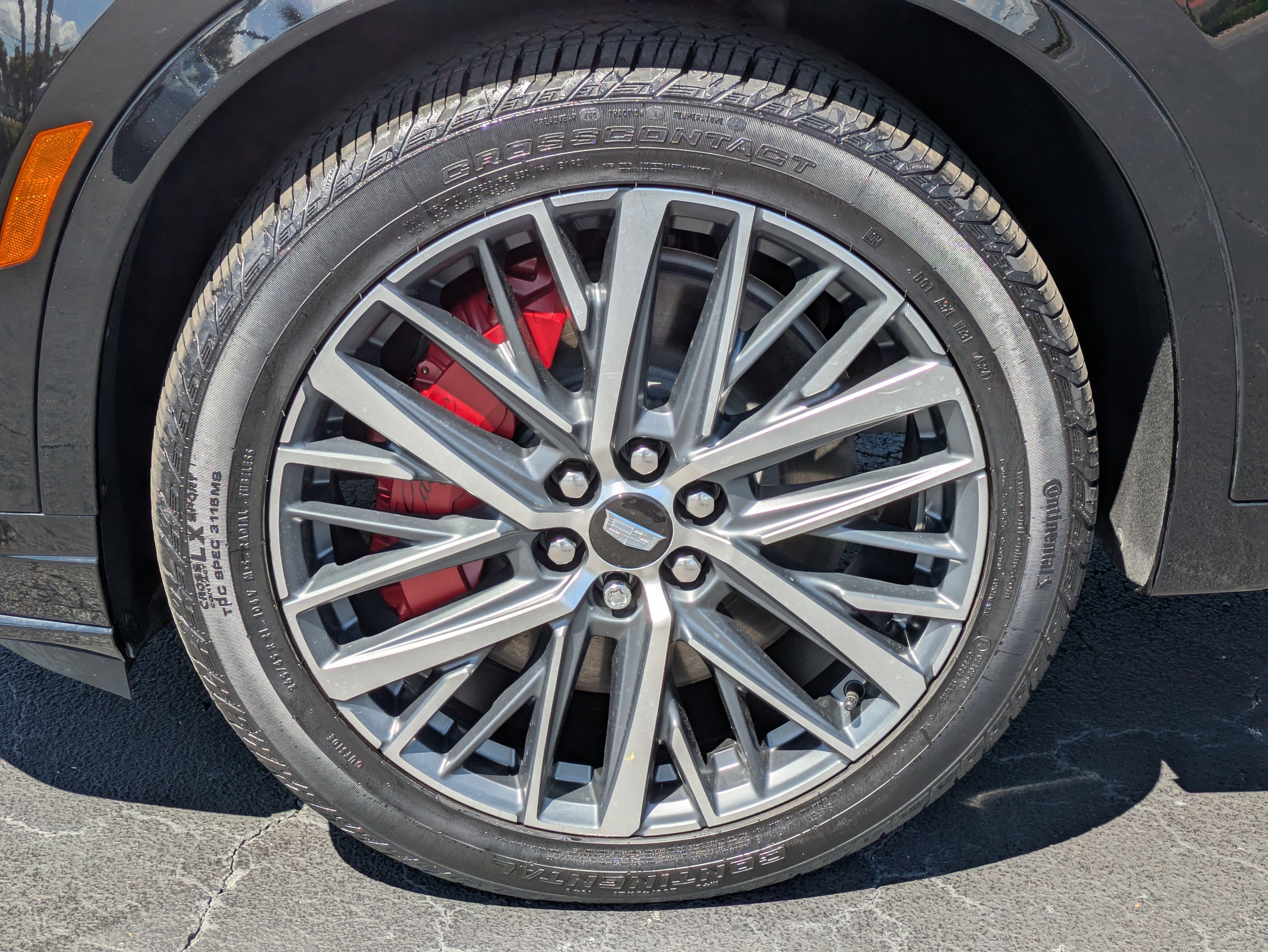 2025 Cadillac XT6 Sport