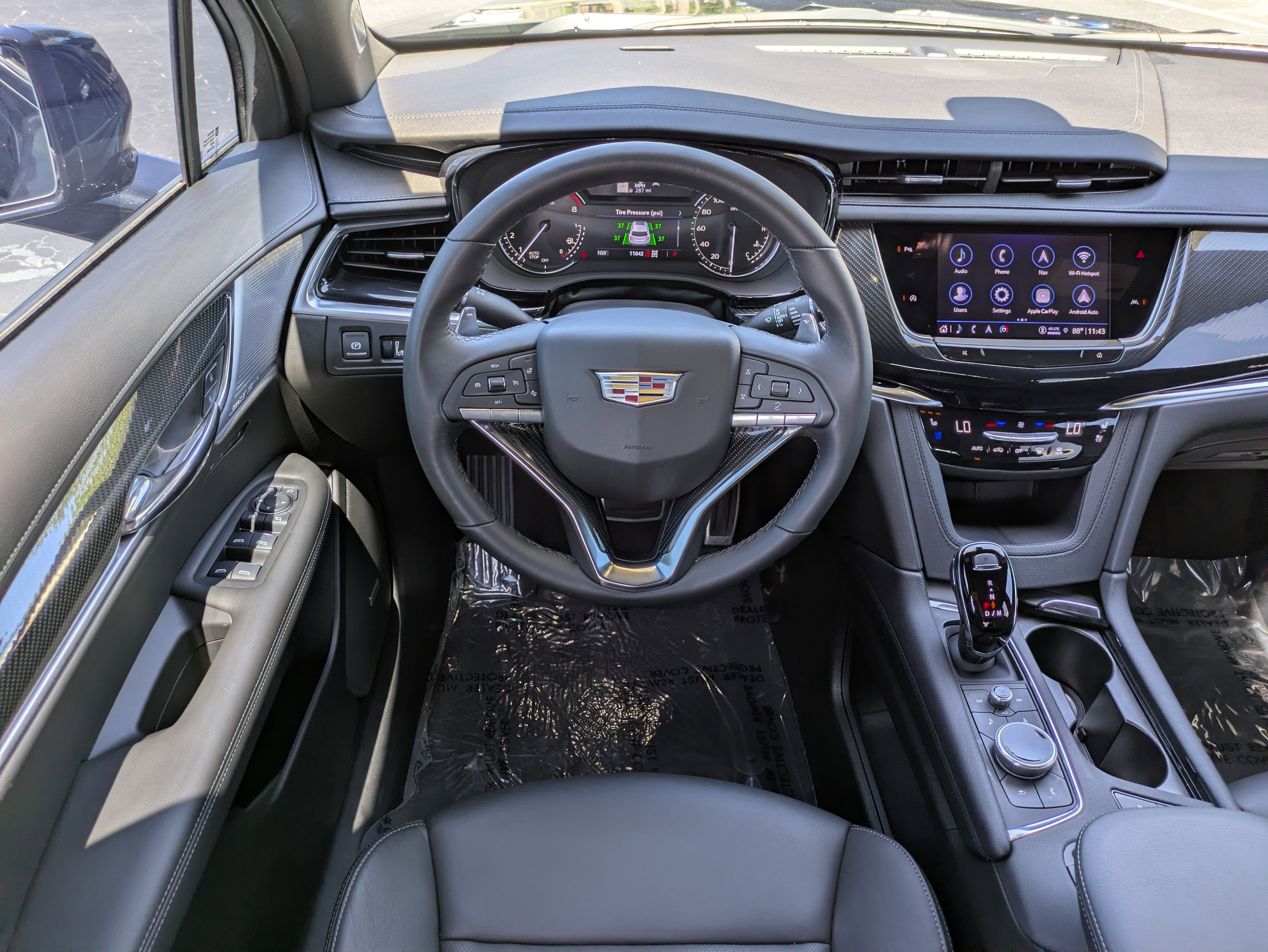 2025 Cadillac XT6 Sport