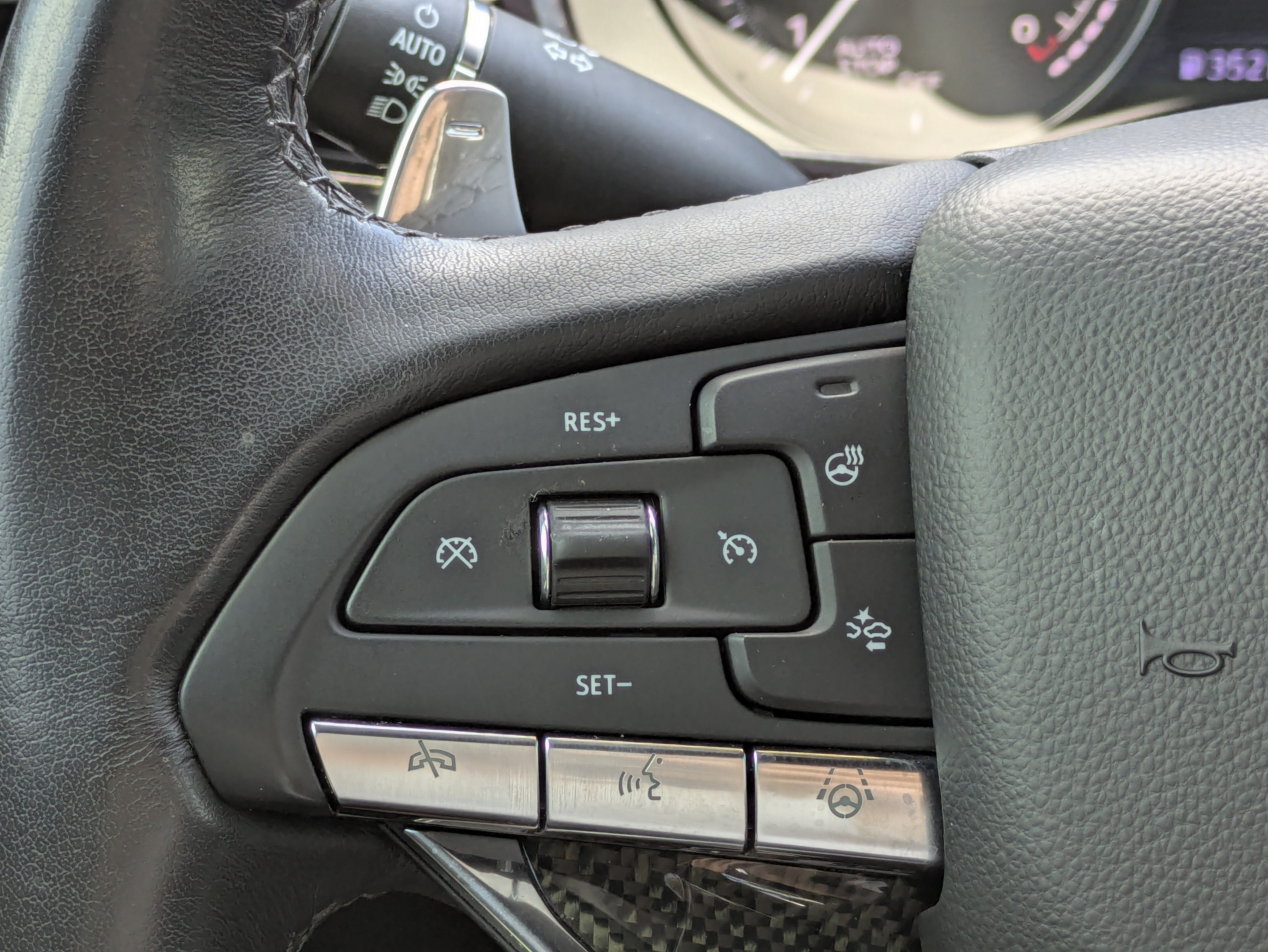2023 Cadillac XT6 Sport