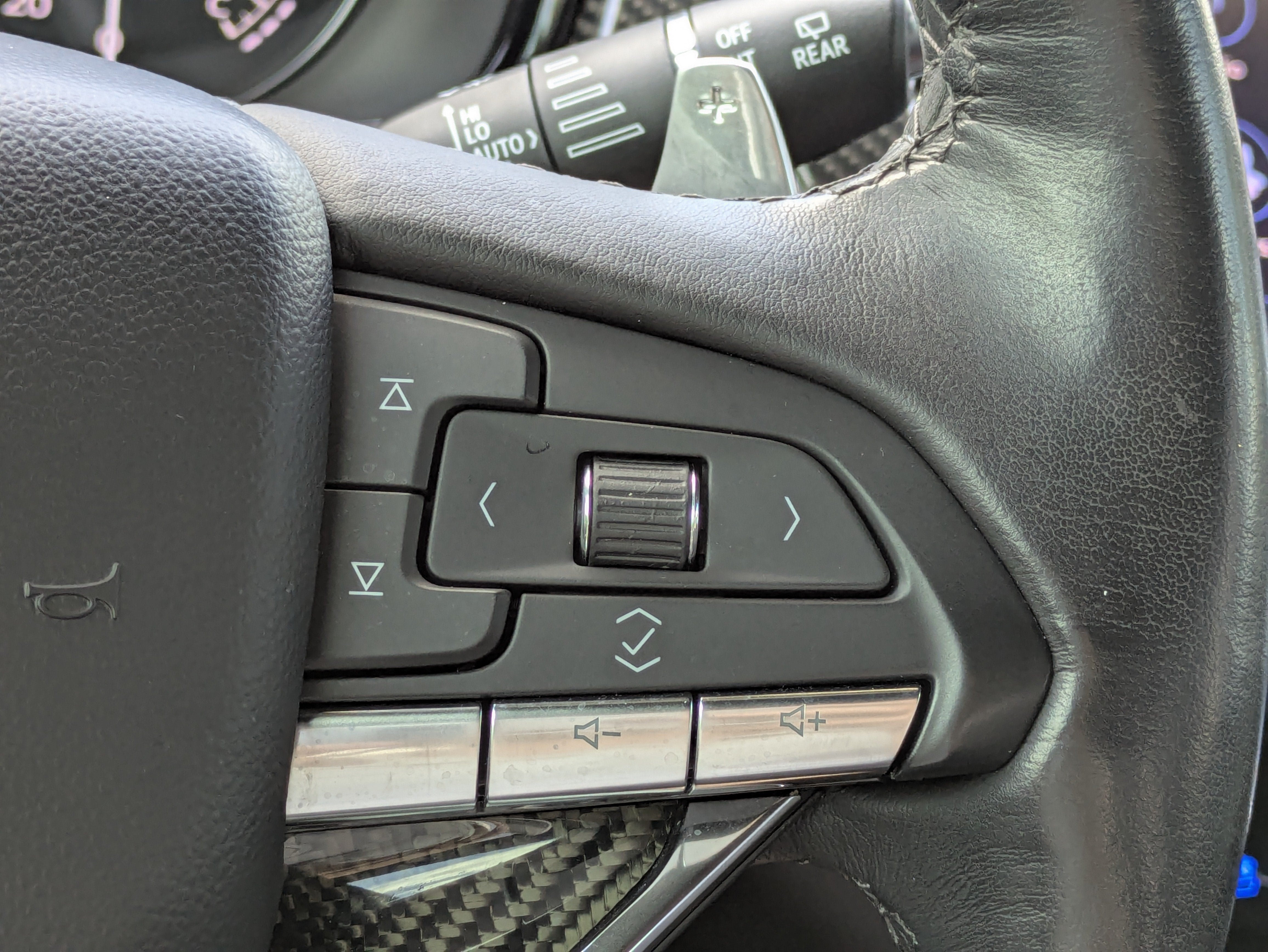 2023 Cadillac XT6 Sport